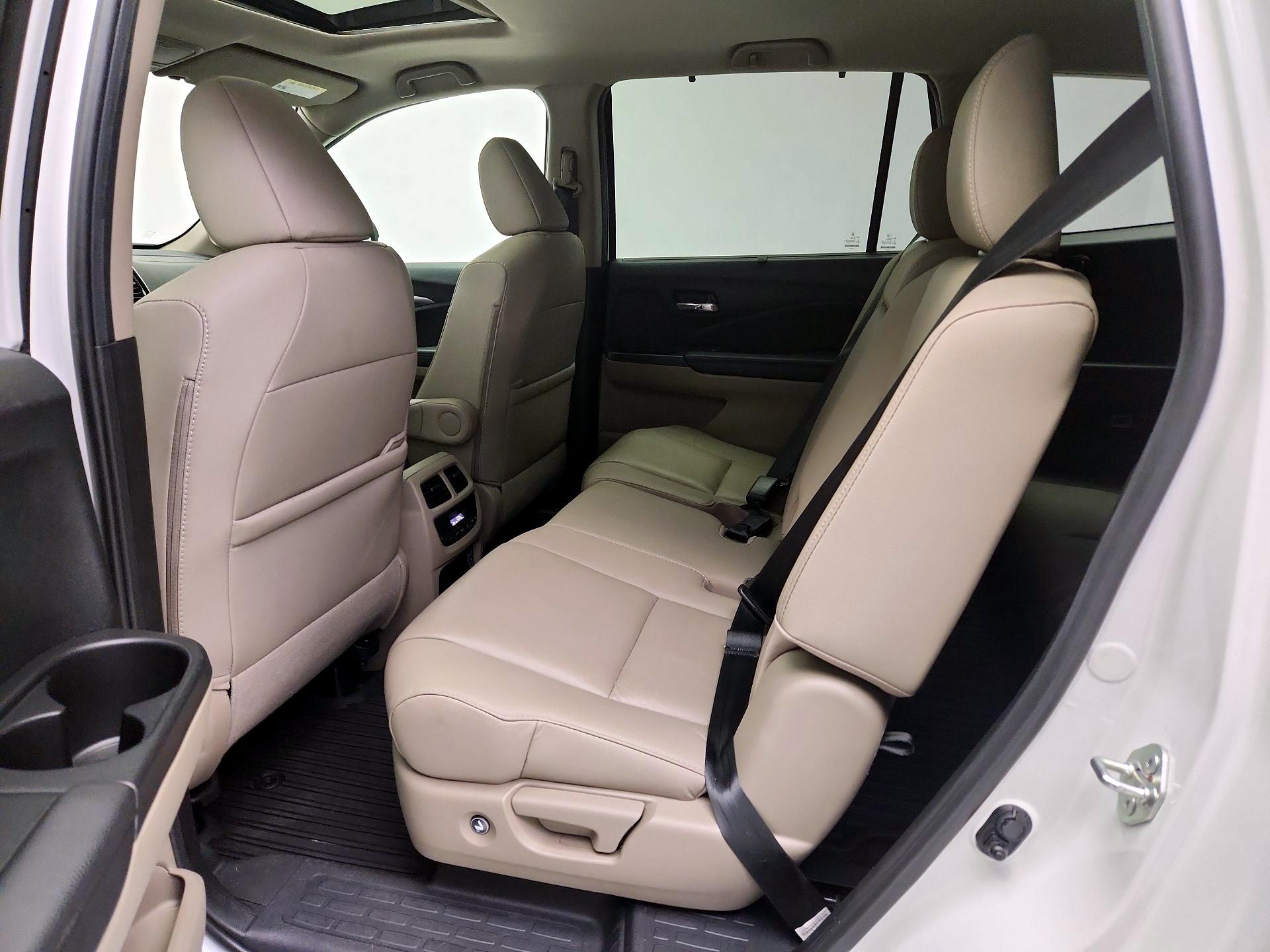 Thumbnail: 2022 Honda Pilot - 20