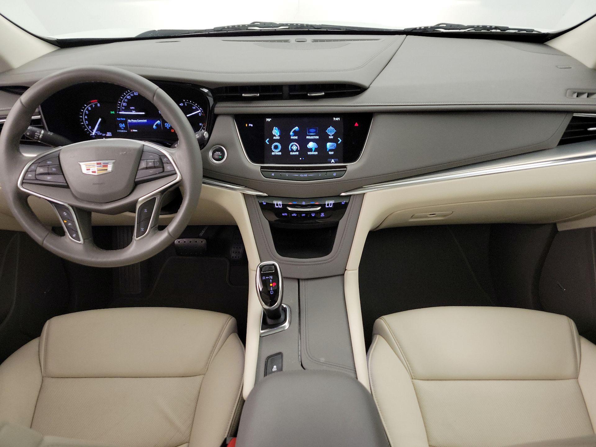 Thumbnail: 2019 Cadillac XT5 - 9