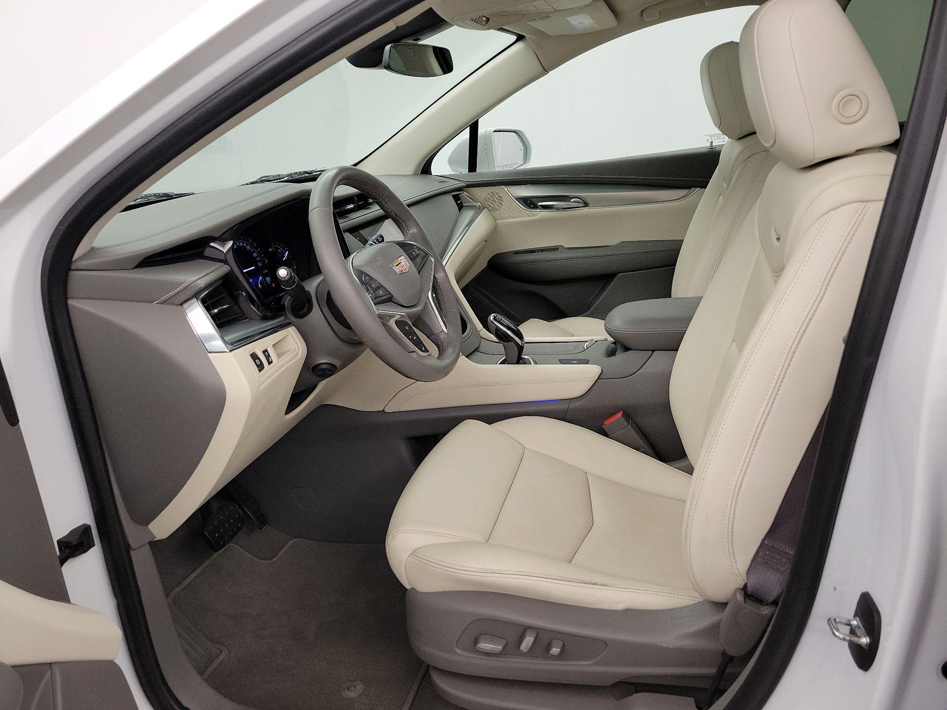Thumbnail: 2019 Cadillac XT5 - 11