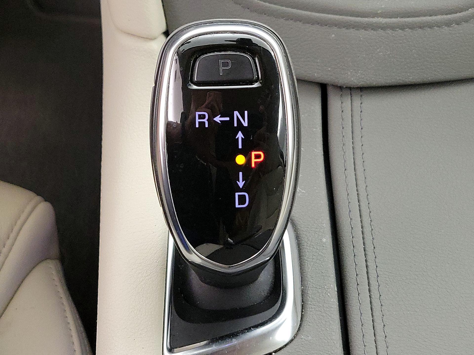 Thumbnail: 2019 Cadillac XT5 - 18