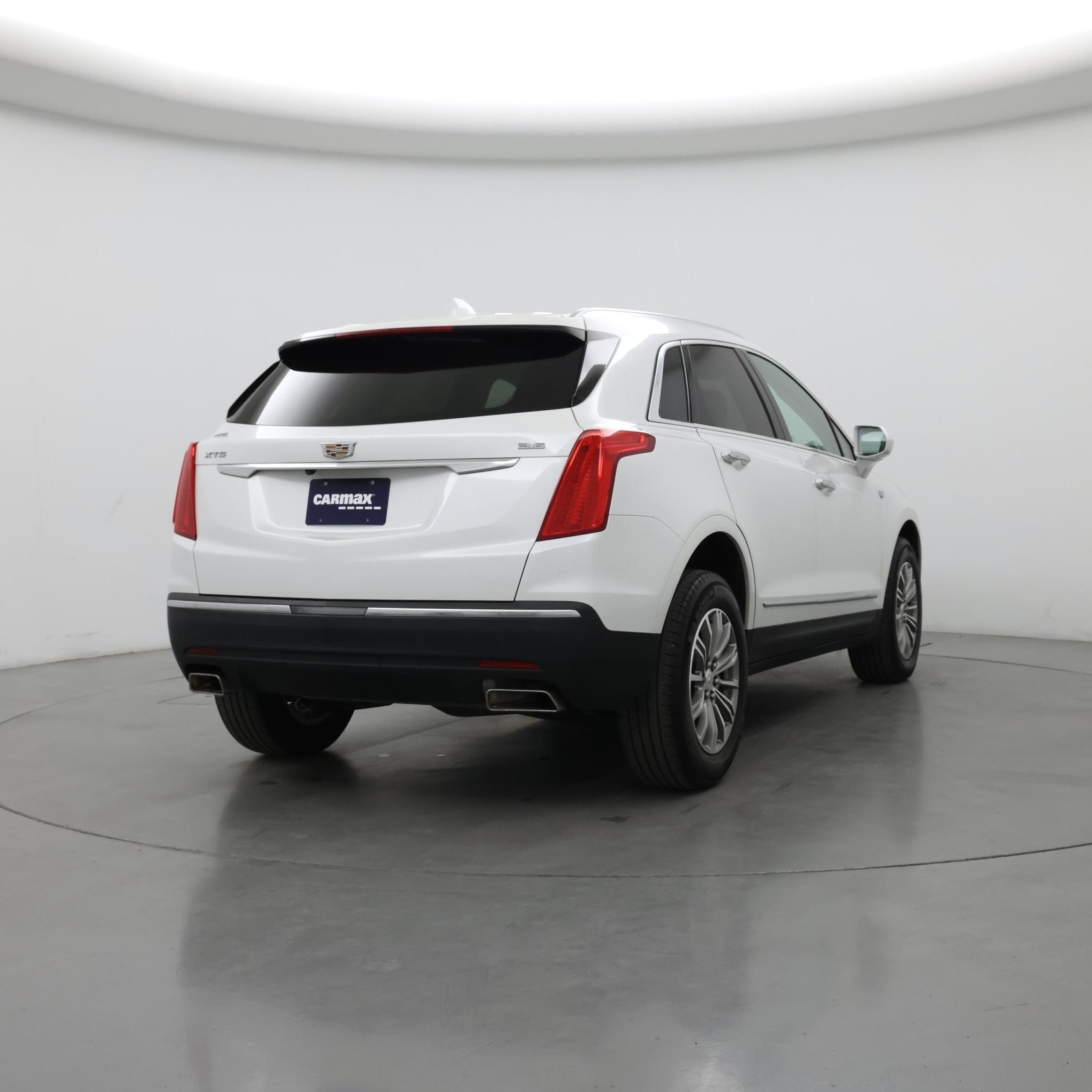 Thumbnail: 2019 Cadillac XT5 - 8