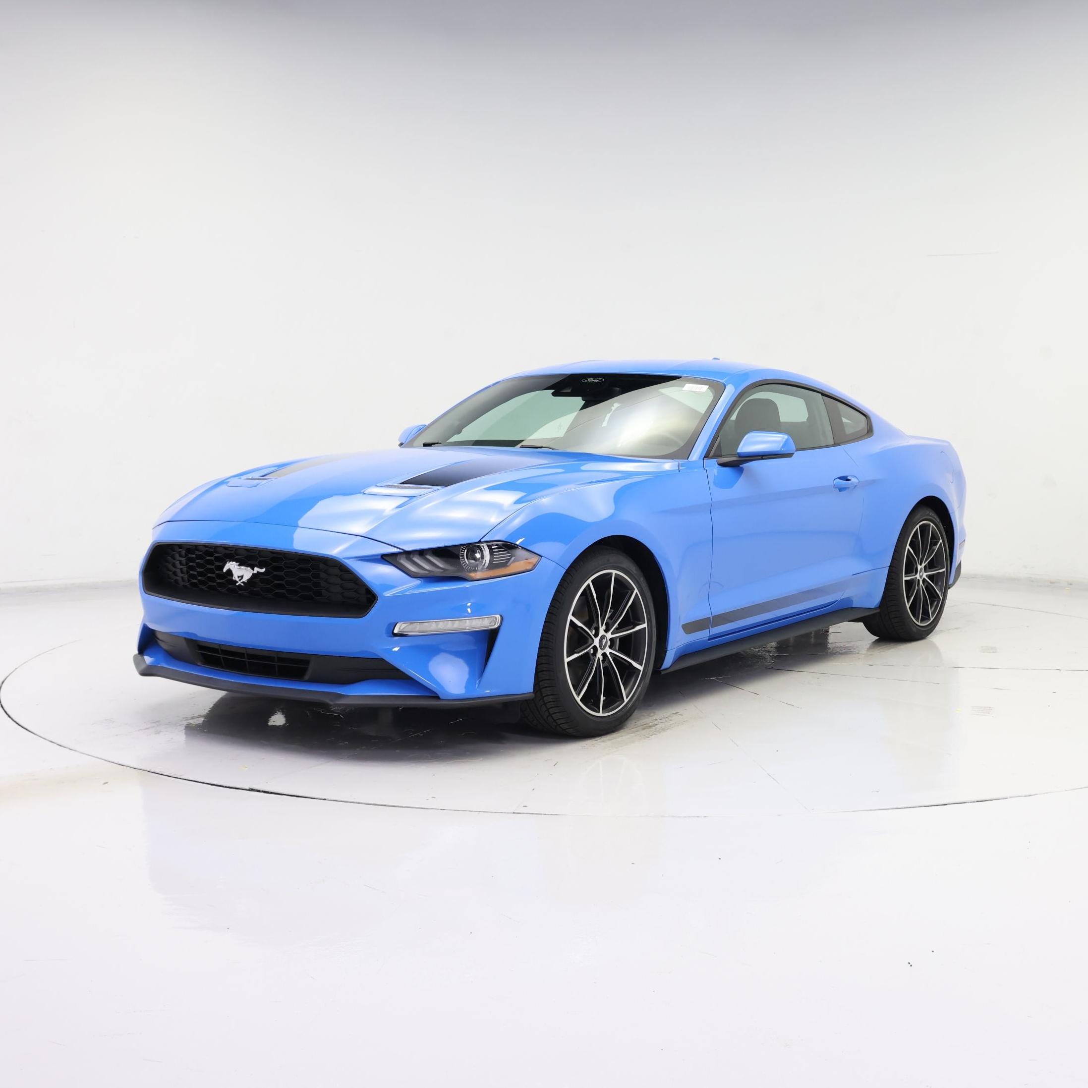 Thumbnail: 2022 Ford Mustang - 4