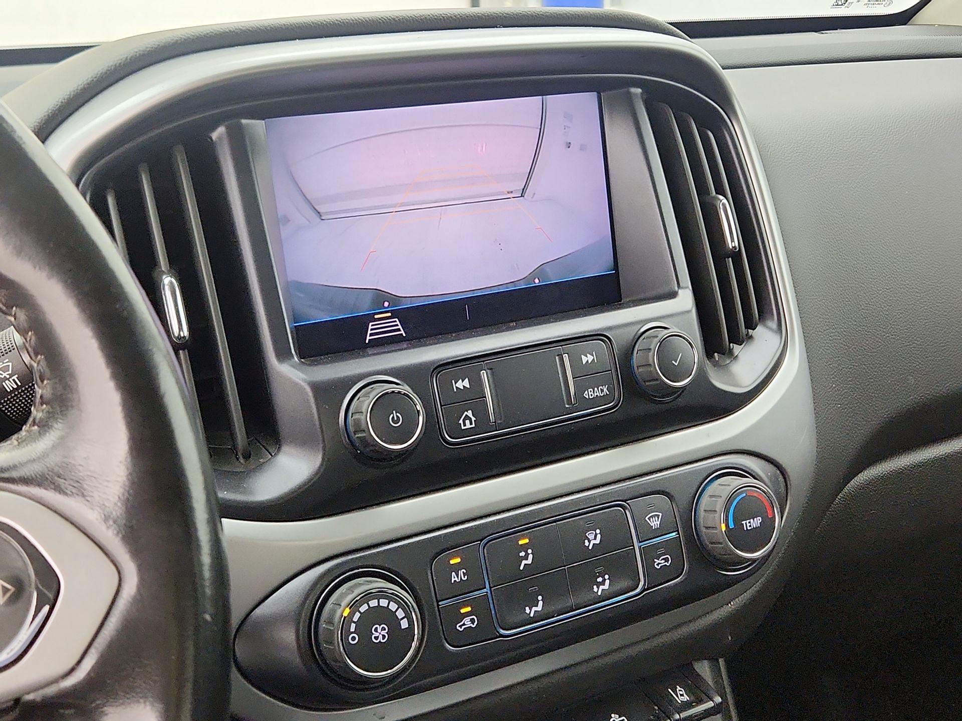 Thumbnail: 2022 Chevrolet Colorado - 14