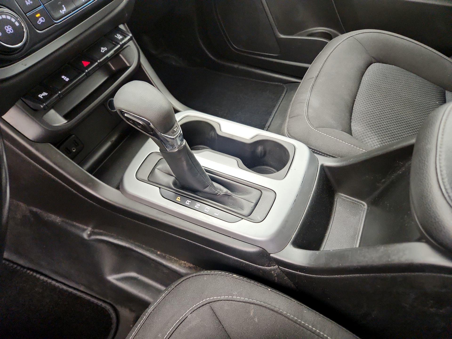 Thumbnail: 2022 Chevrolet Colorado - 17