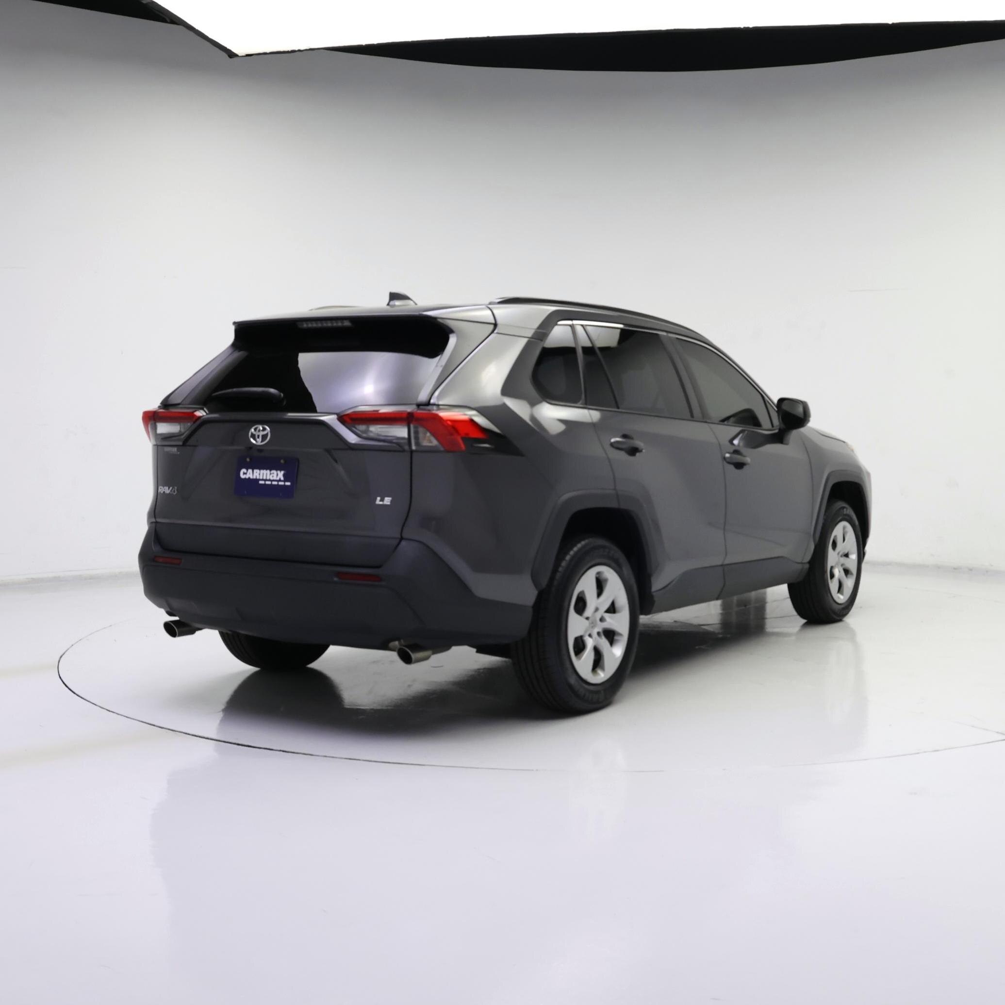 Thumbnail: 2021 Toyota RAV4 - 8