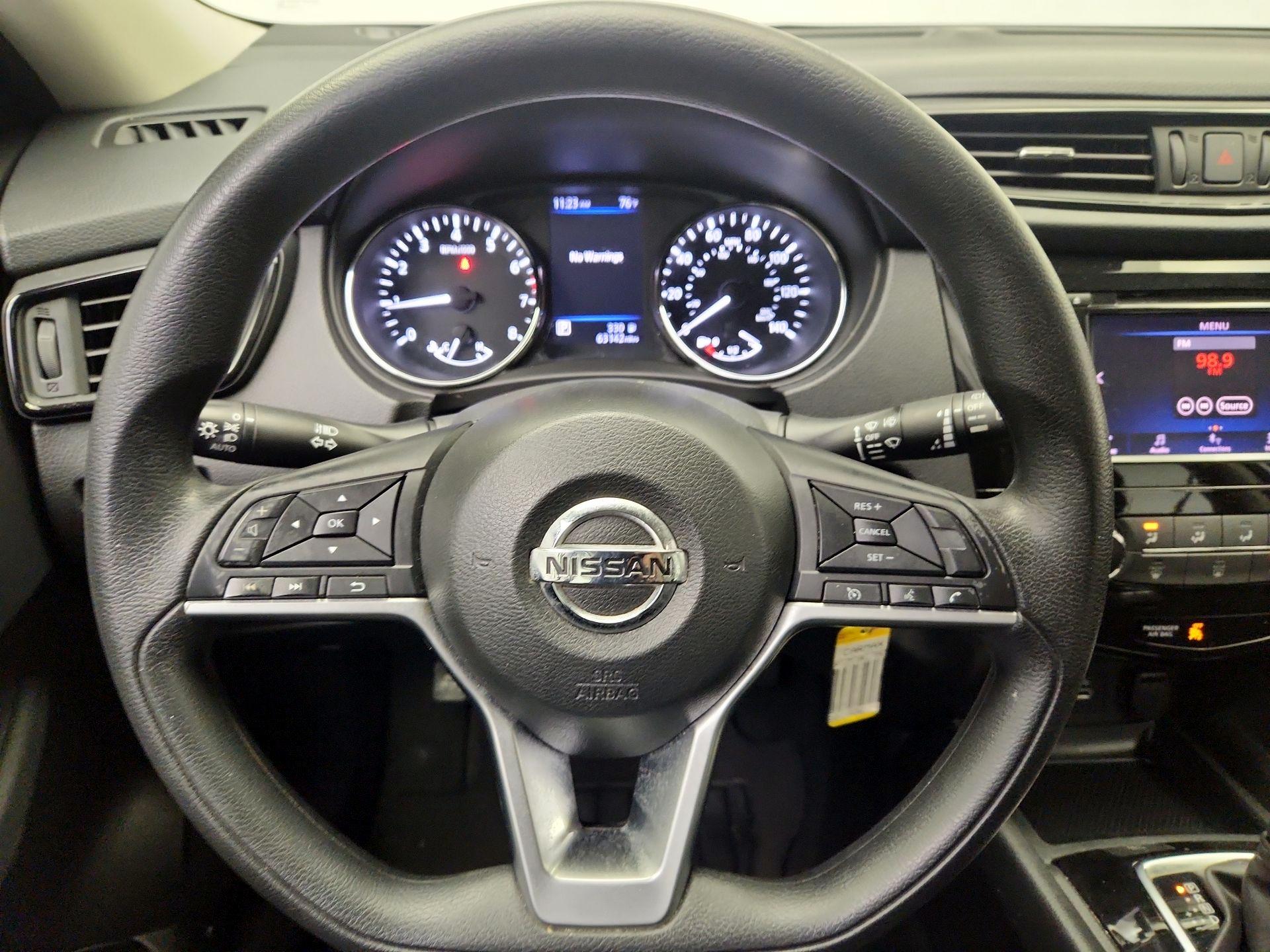 Thumbnail: 2019 Nissan Rogue - 10