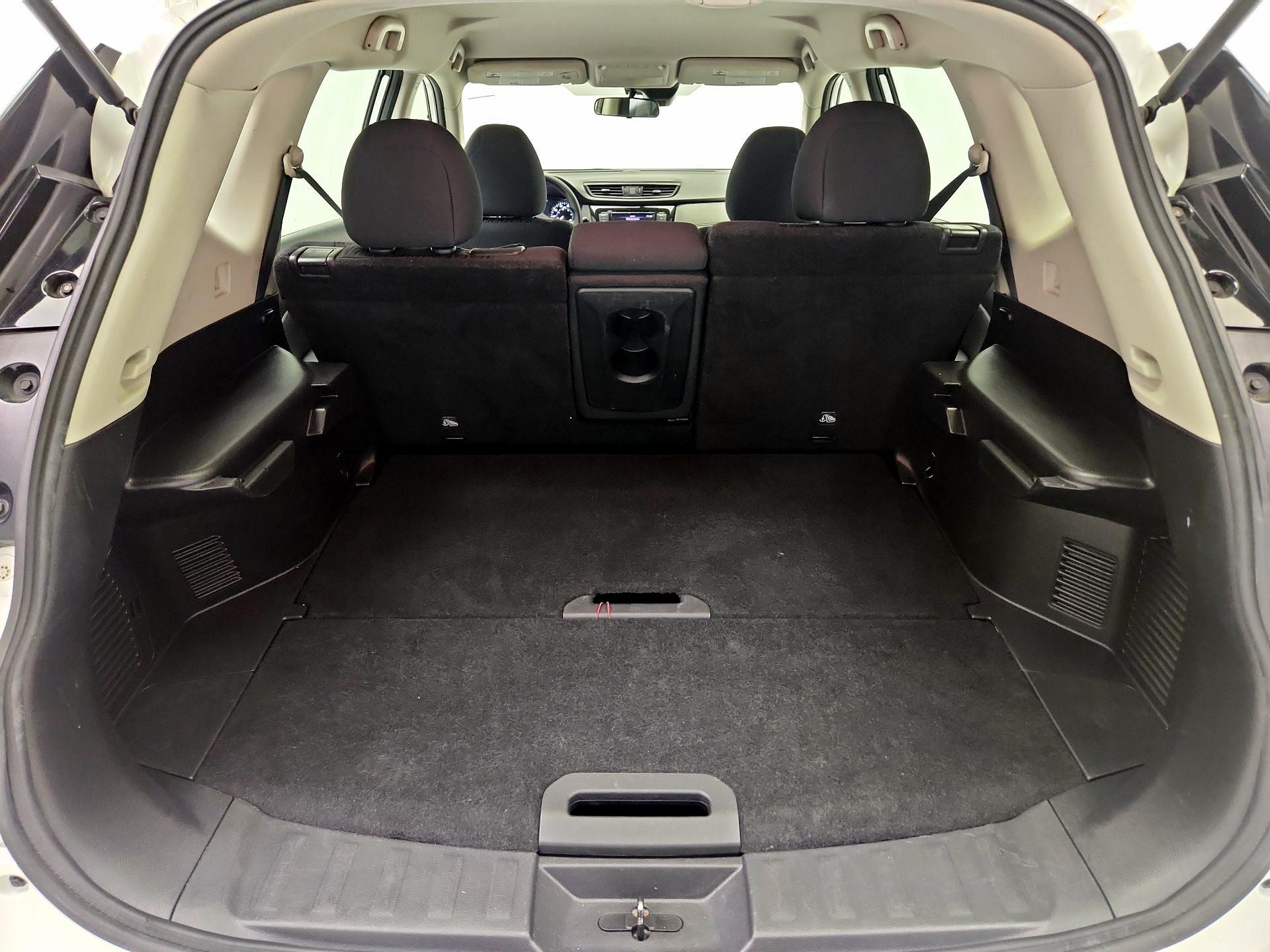 Thumbnail: 2019 Nissan Rogue - 20
