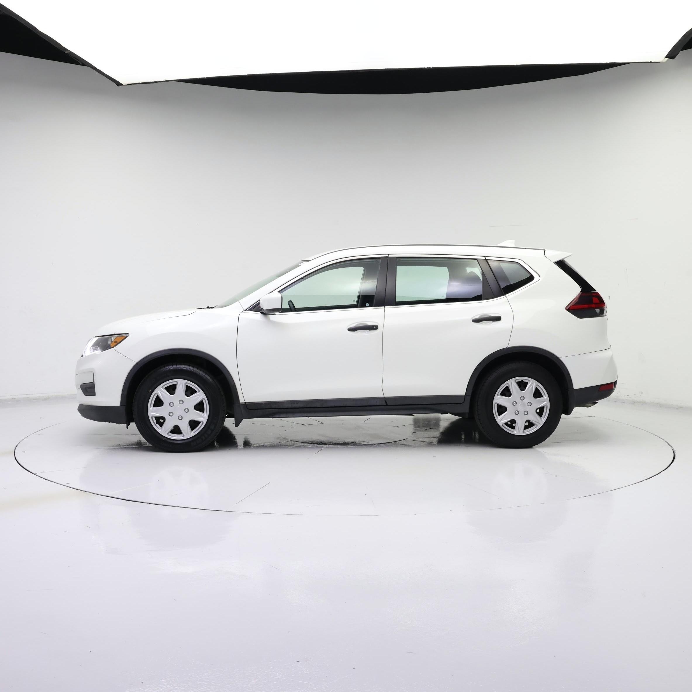 Thumbnail: 2019 Nissan Rogue - 3