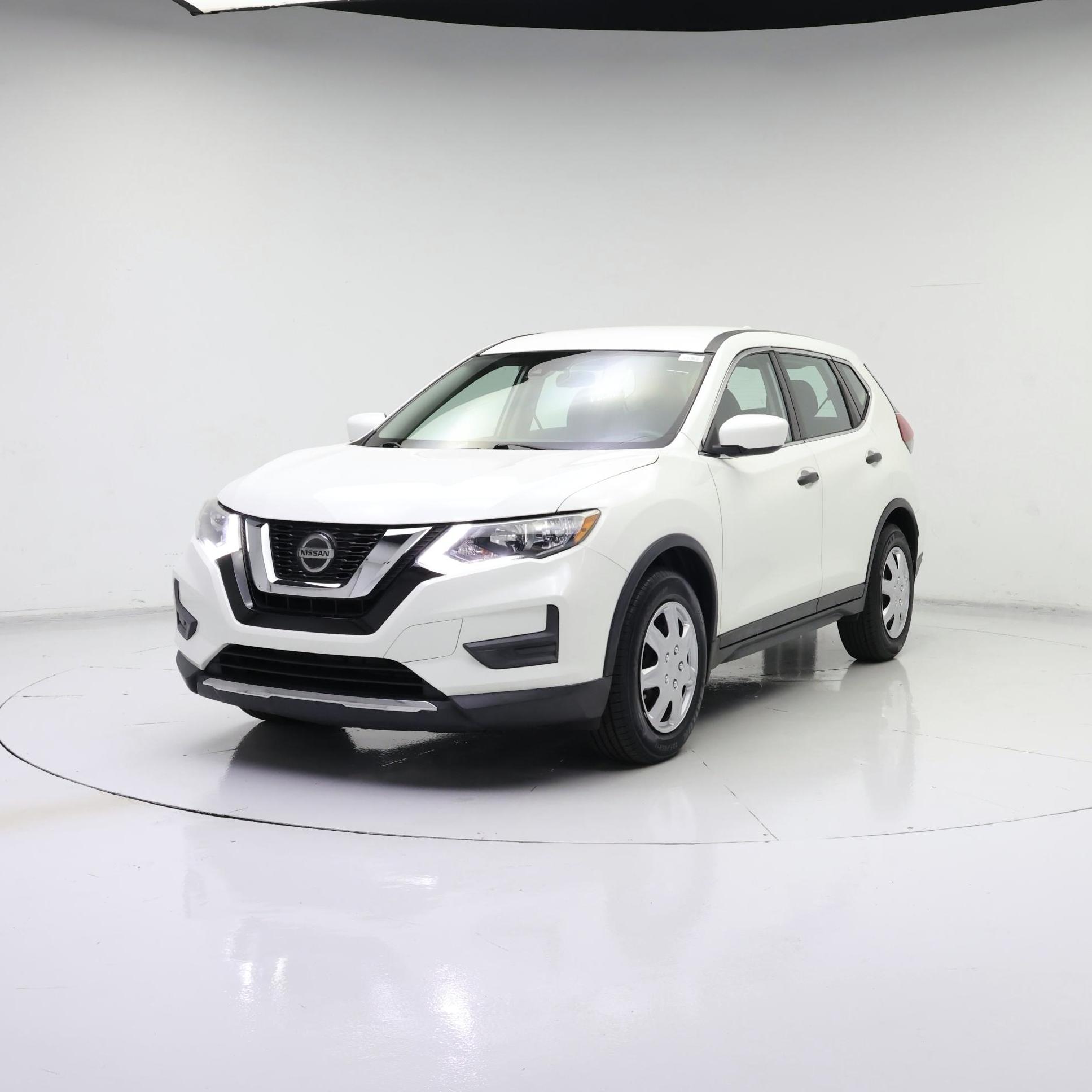 Thumbnail: 2019 Nissan Rogue - 4