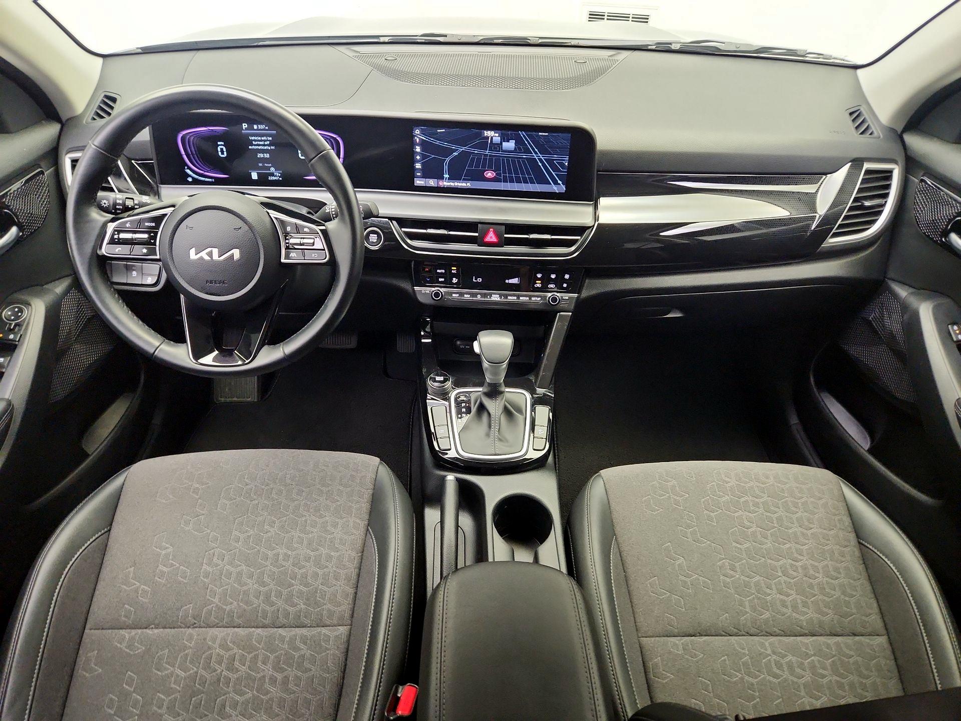 Thumbnail: 2025 Kia Seltos - 9