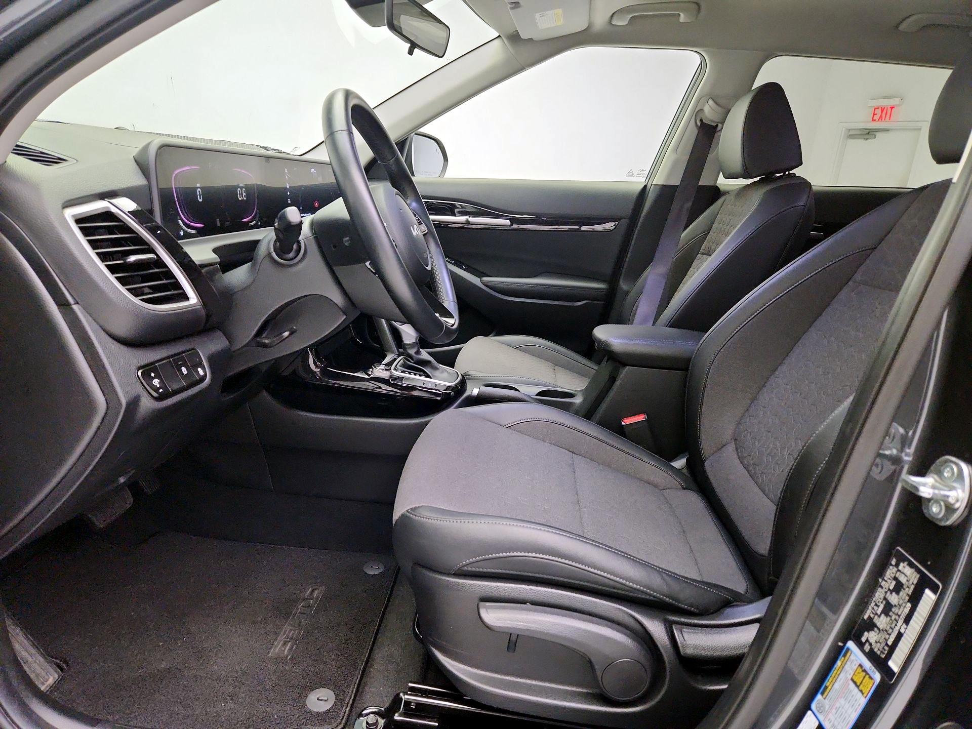 Thumbnail: 2025 Kia Seltos - 11