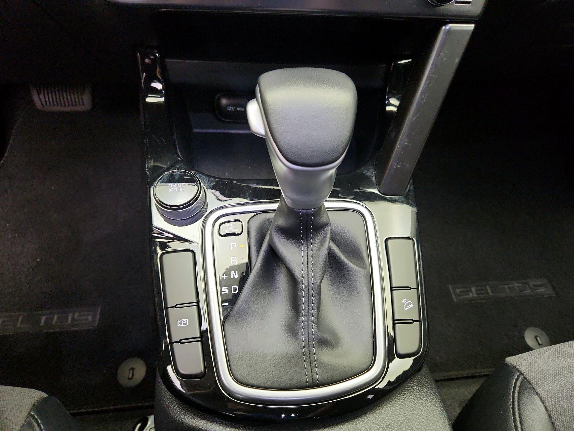 Thumbnail: 2025 Kia Seltos - 18