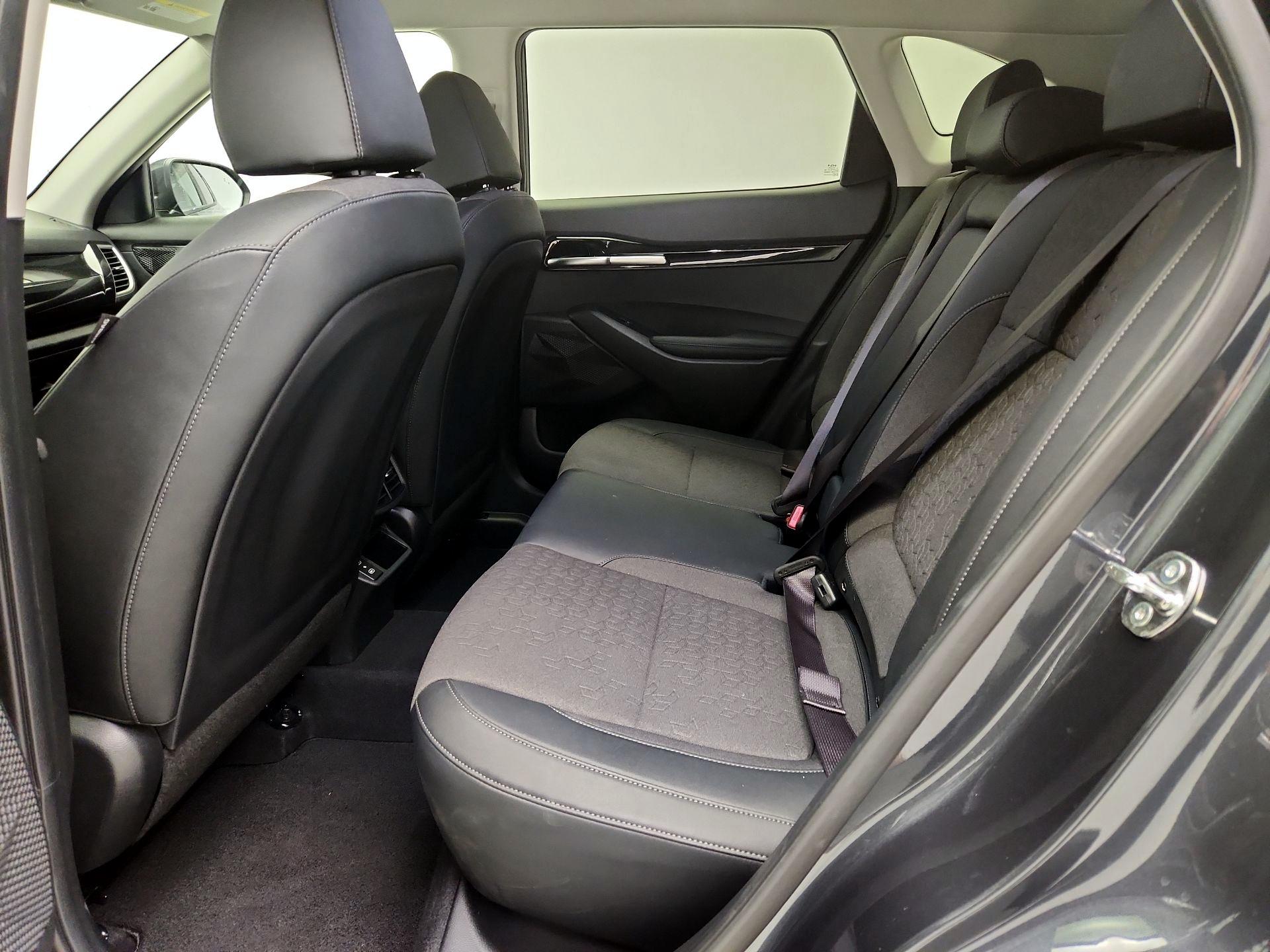 Thumbnail: 2025 Kia Seltos - 20