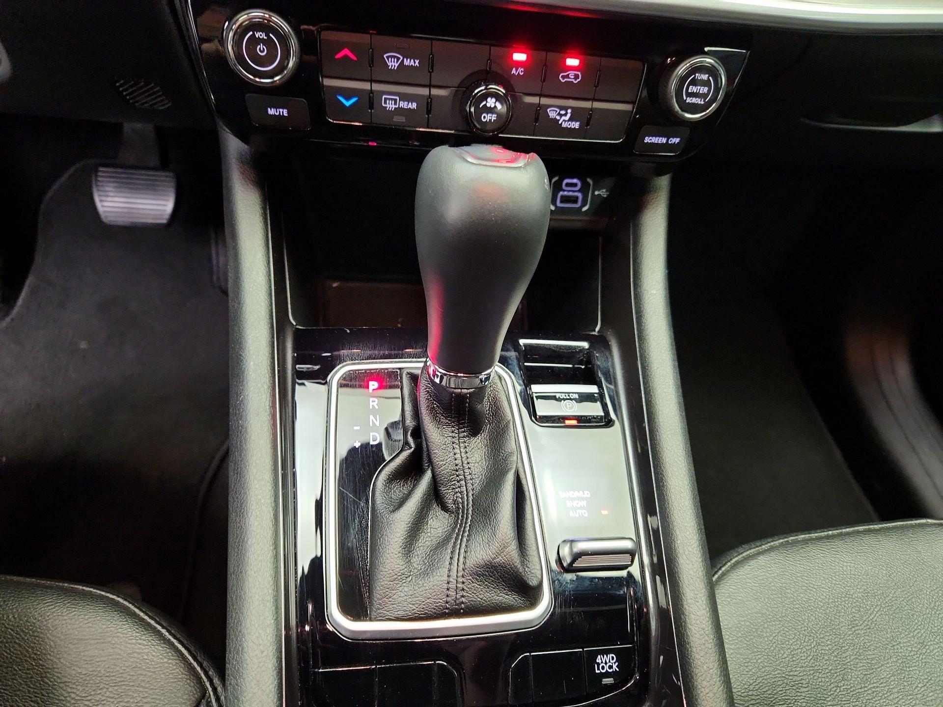 Thumbnail: 2025 Jeep Compass - 17