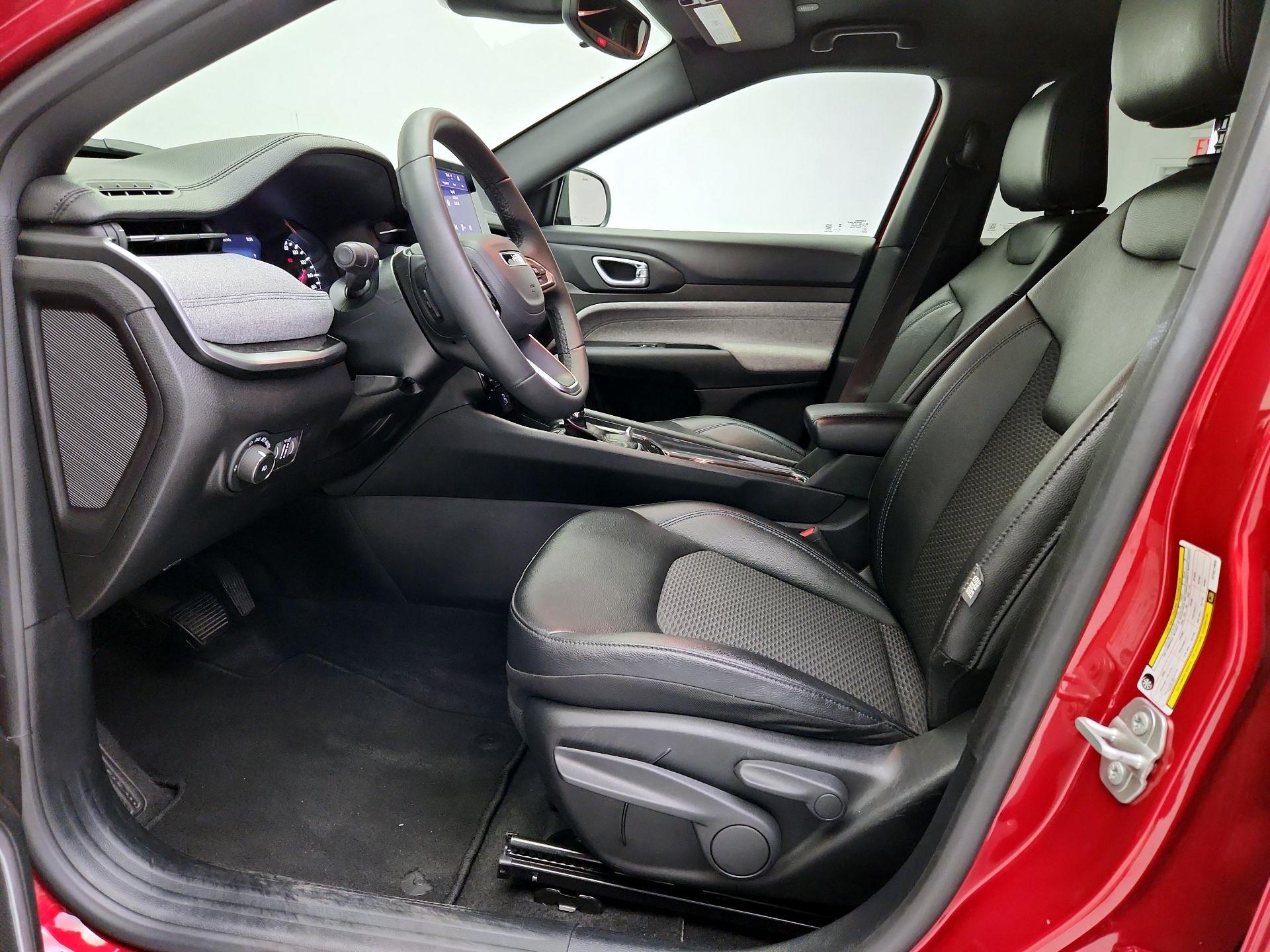 Thumbnail: 2025 Jeep Compass - 11