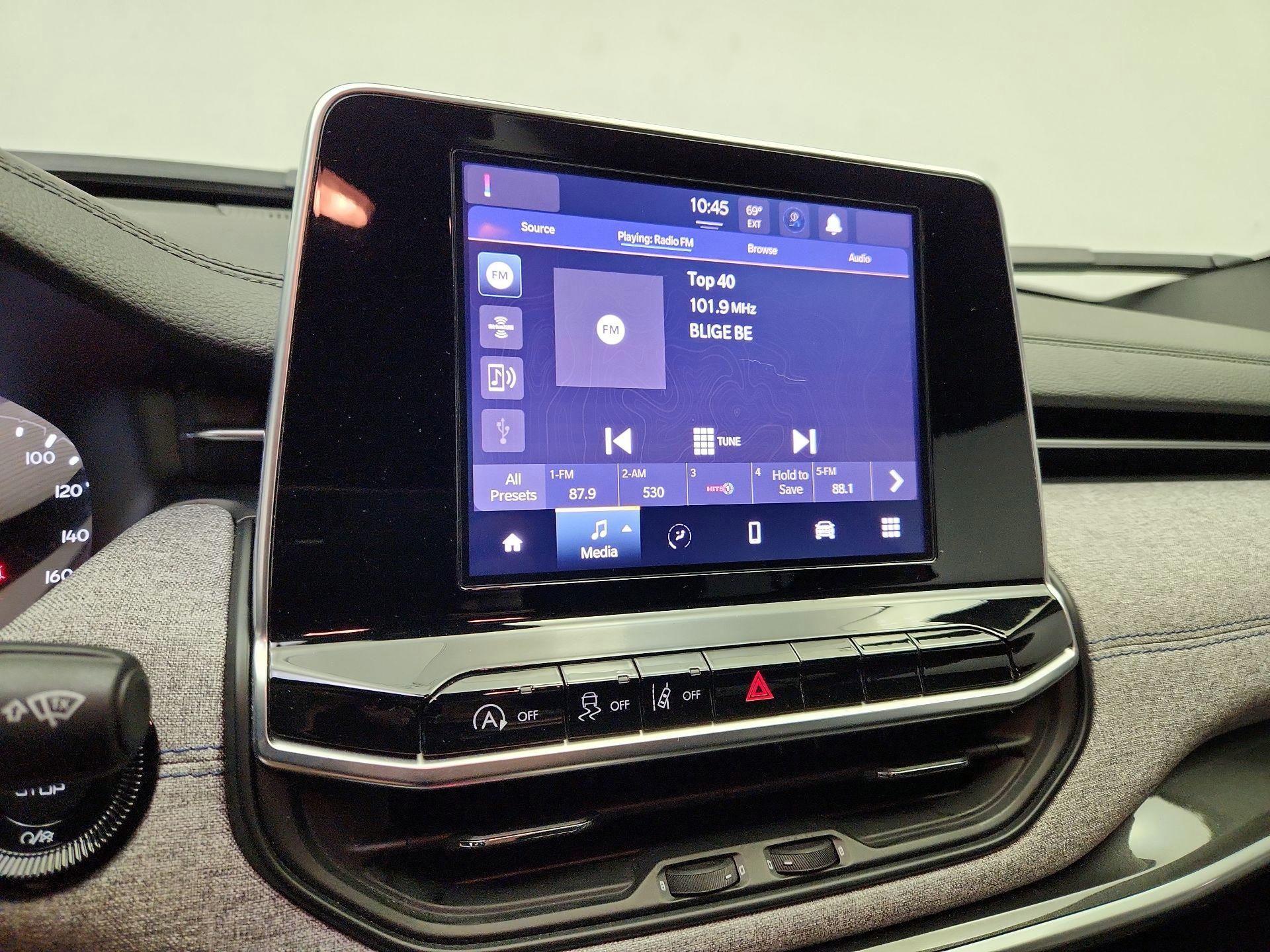 Thumbnail: 2025 Jeep Compass - 15