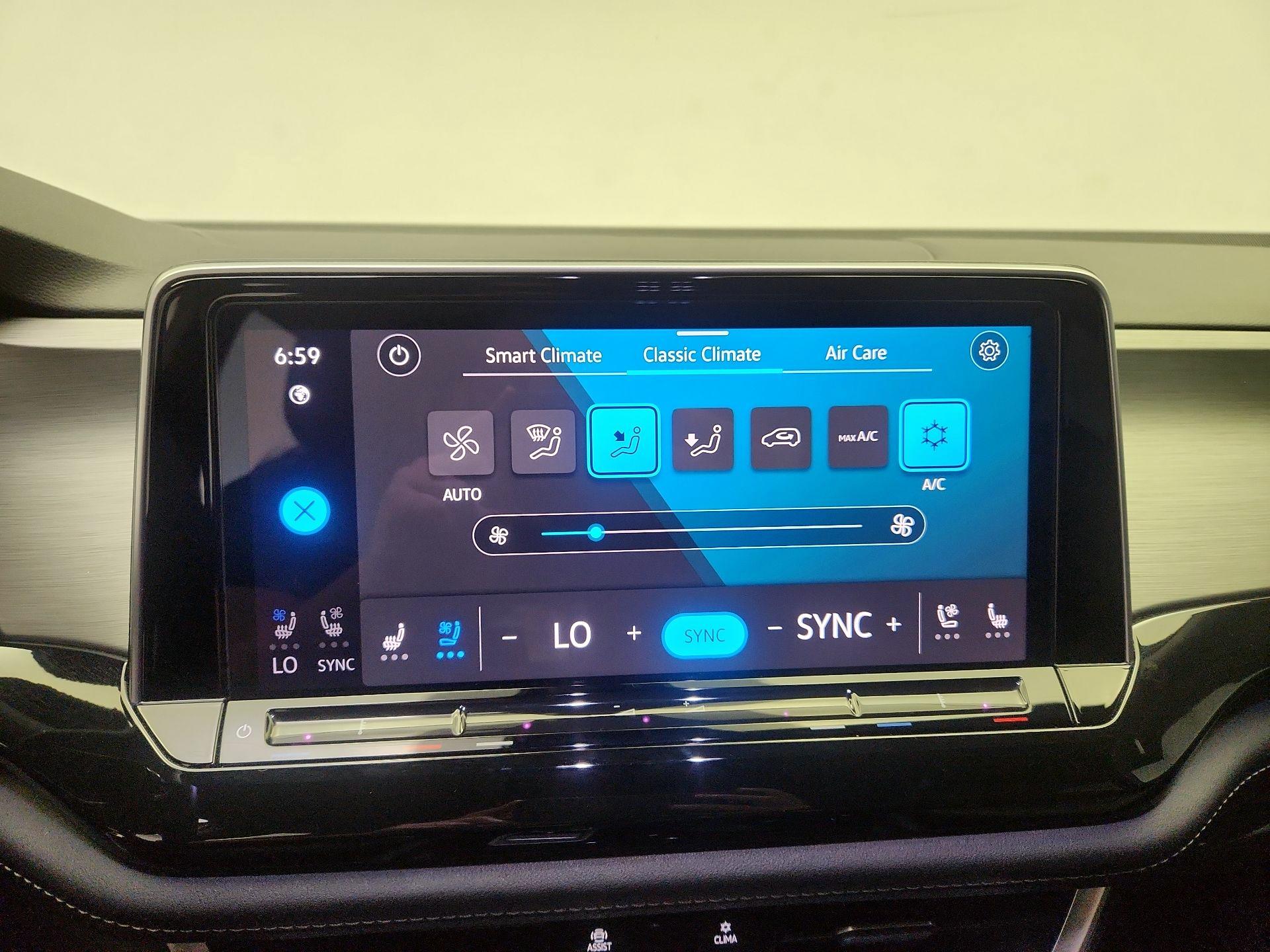 Thumbnail: 2025 Volkswagen Atlas - 17