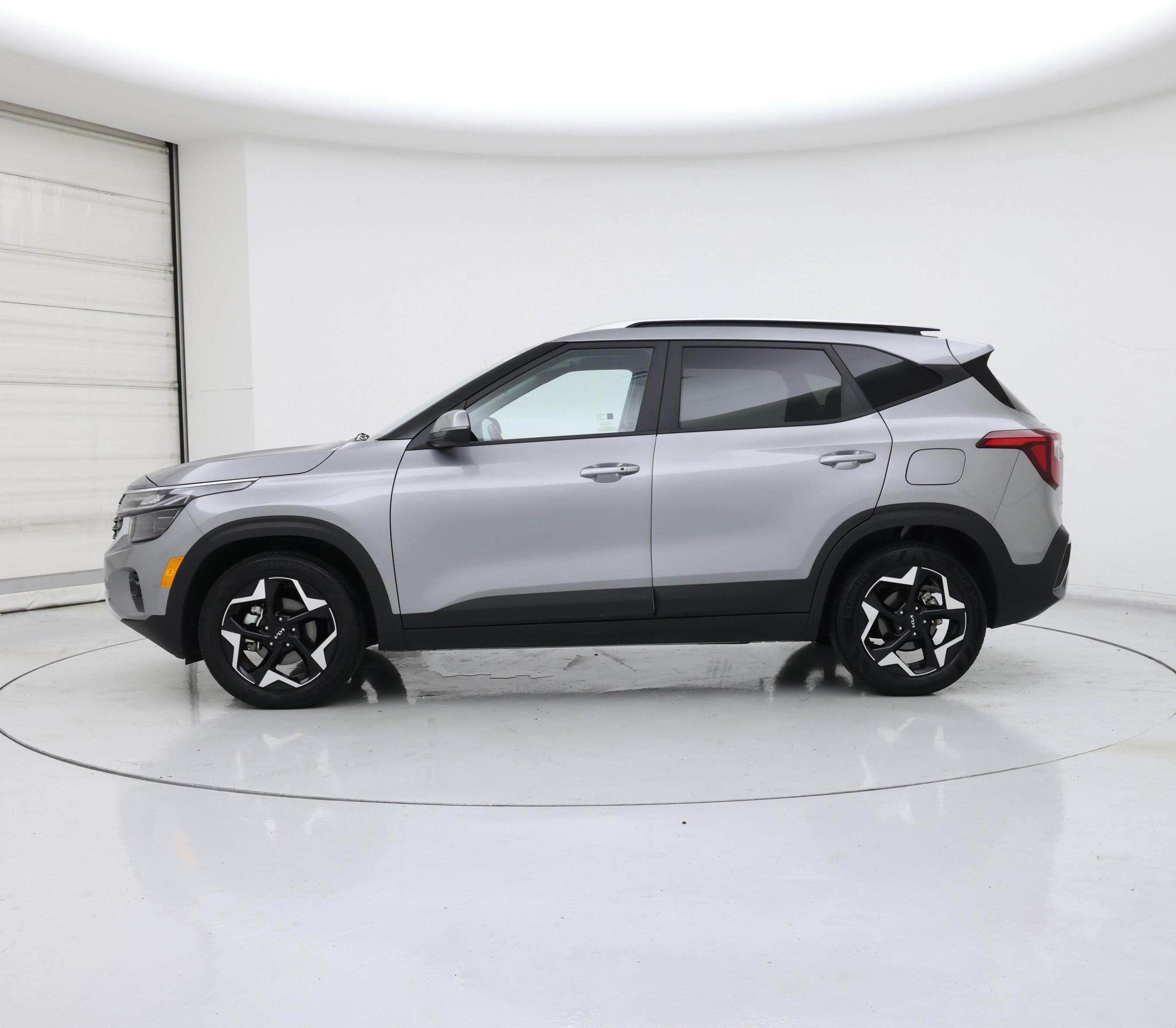 Thumbnail: 2025 Kia Seltos - 3