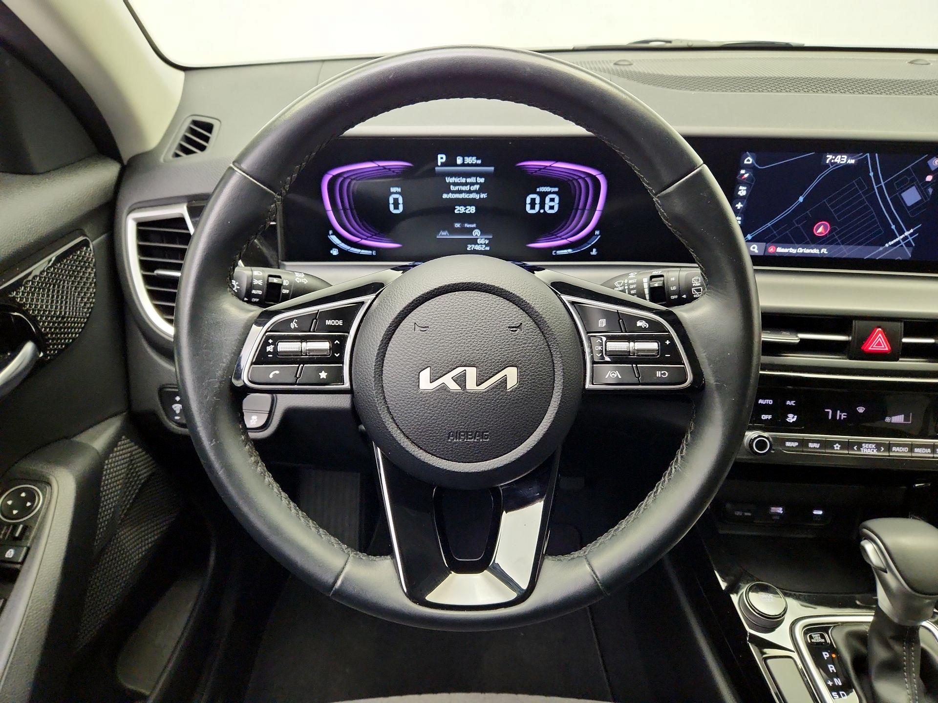 Thumbnail: 2025 Kia Seltos - 10
