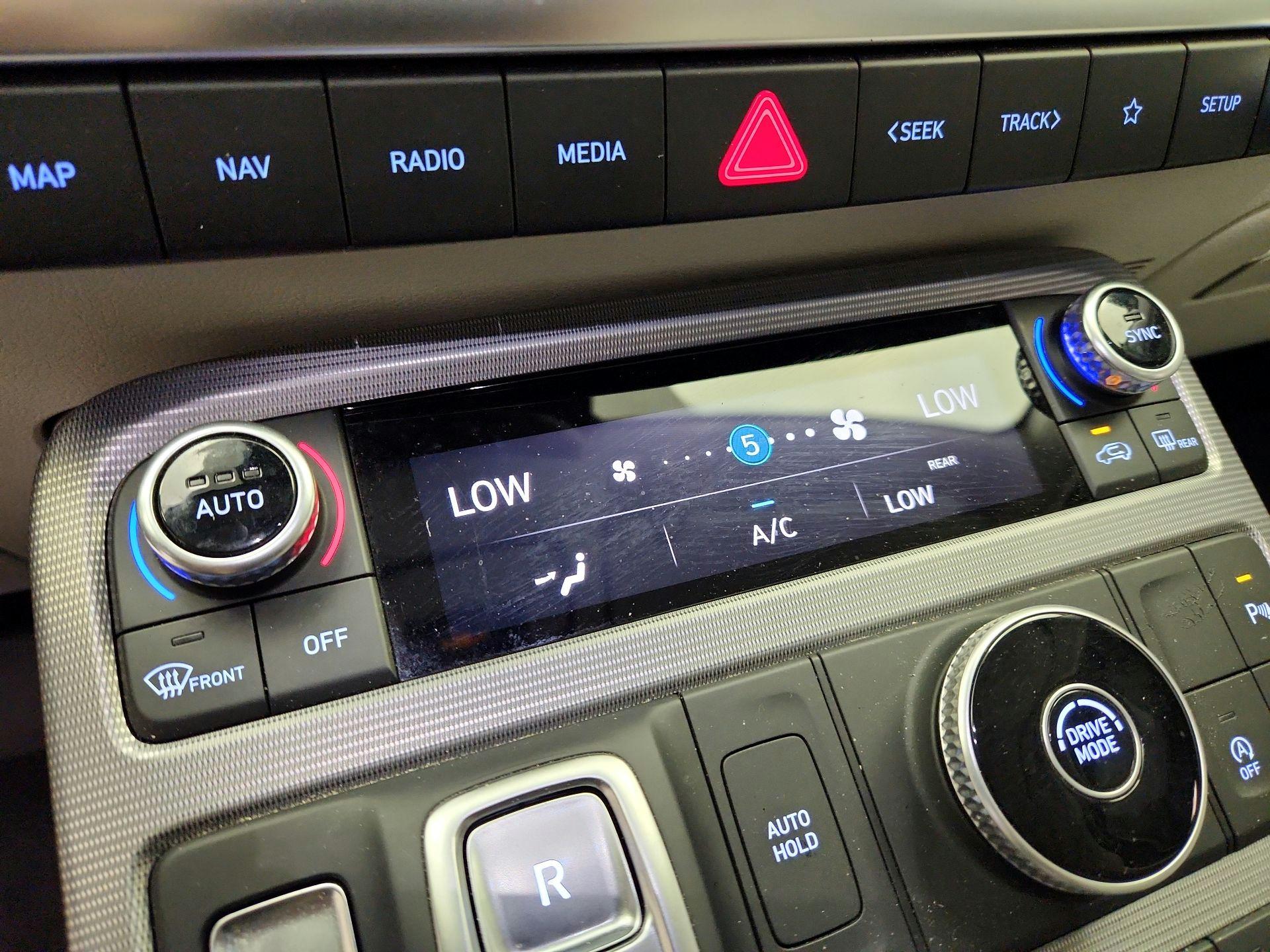 Thumbnail: 2023 Hyundai Palisade - 17