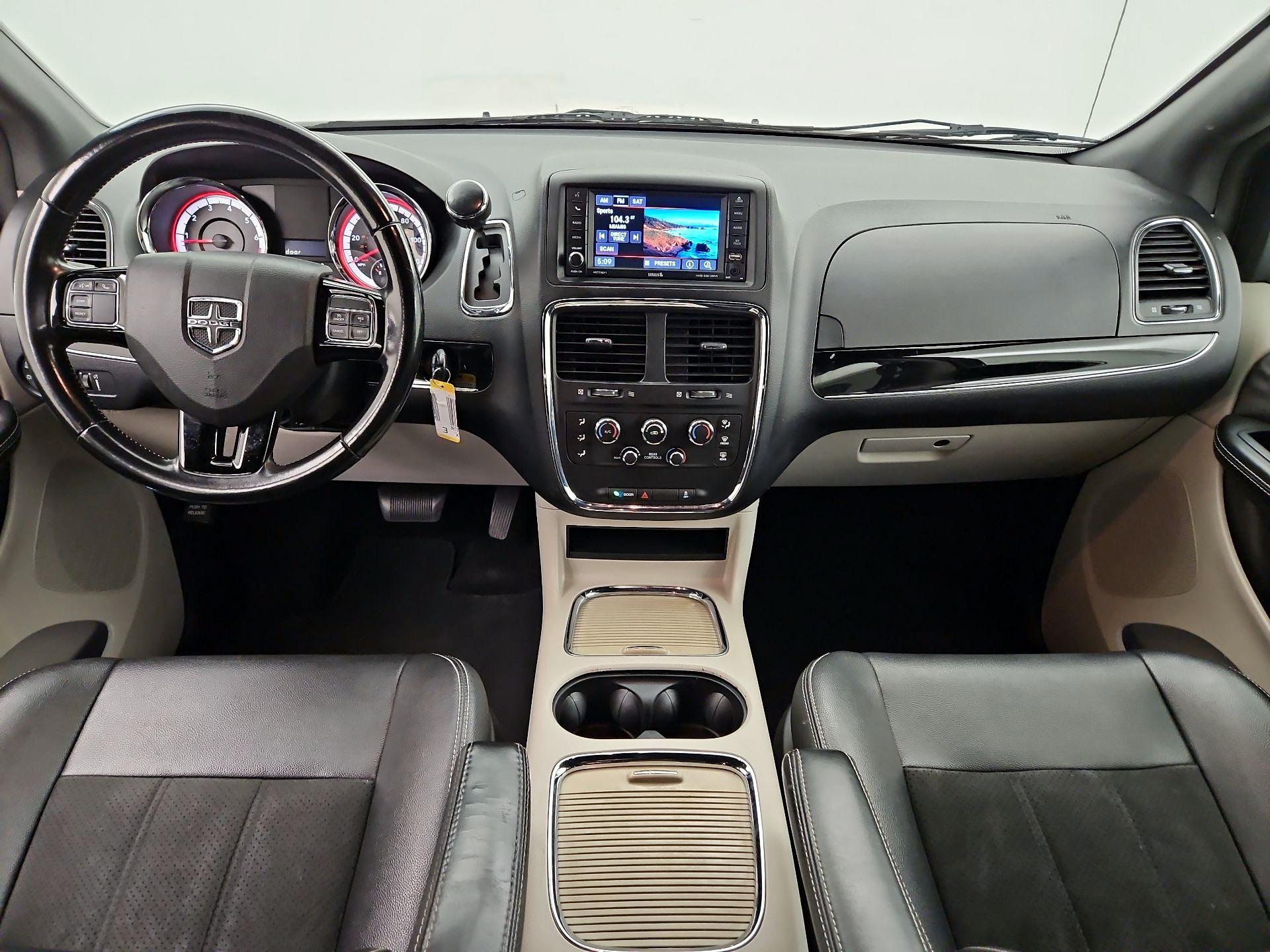 Thumbnail: 2019 Dodge Grand Caravan - 9