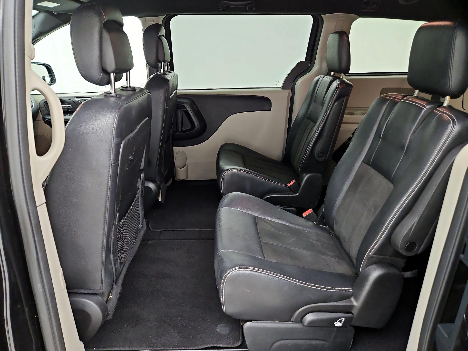 Thumbnail: 2019 Dodge Grand Caravan - 19