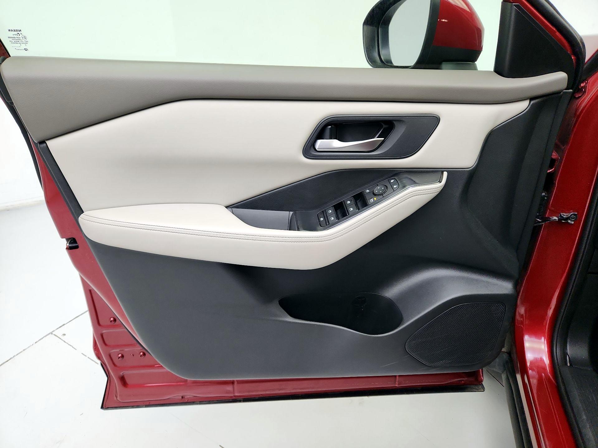 Thumbnail: 2025 Nissan Rogue - 12