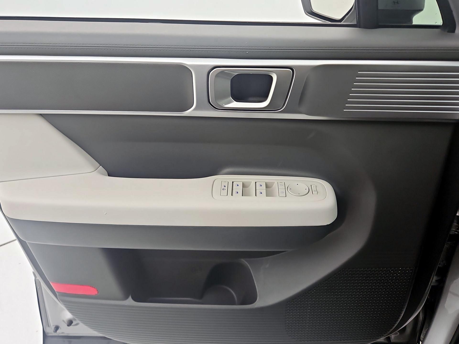 Thumbnail: 2024 Hyundai Santa Fe - 12