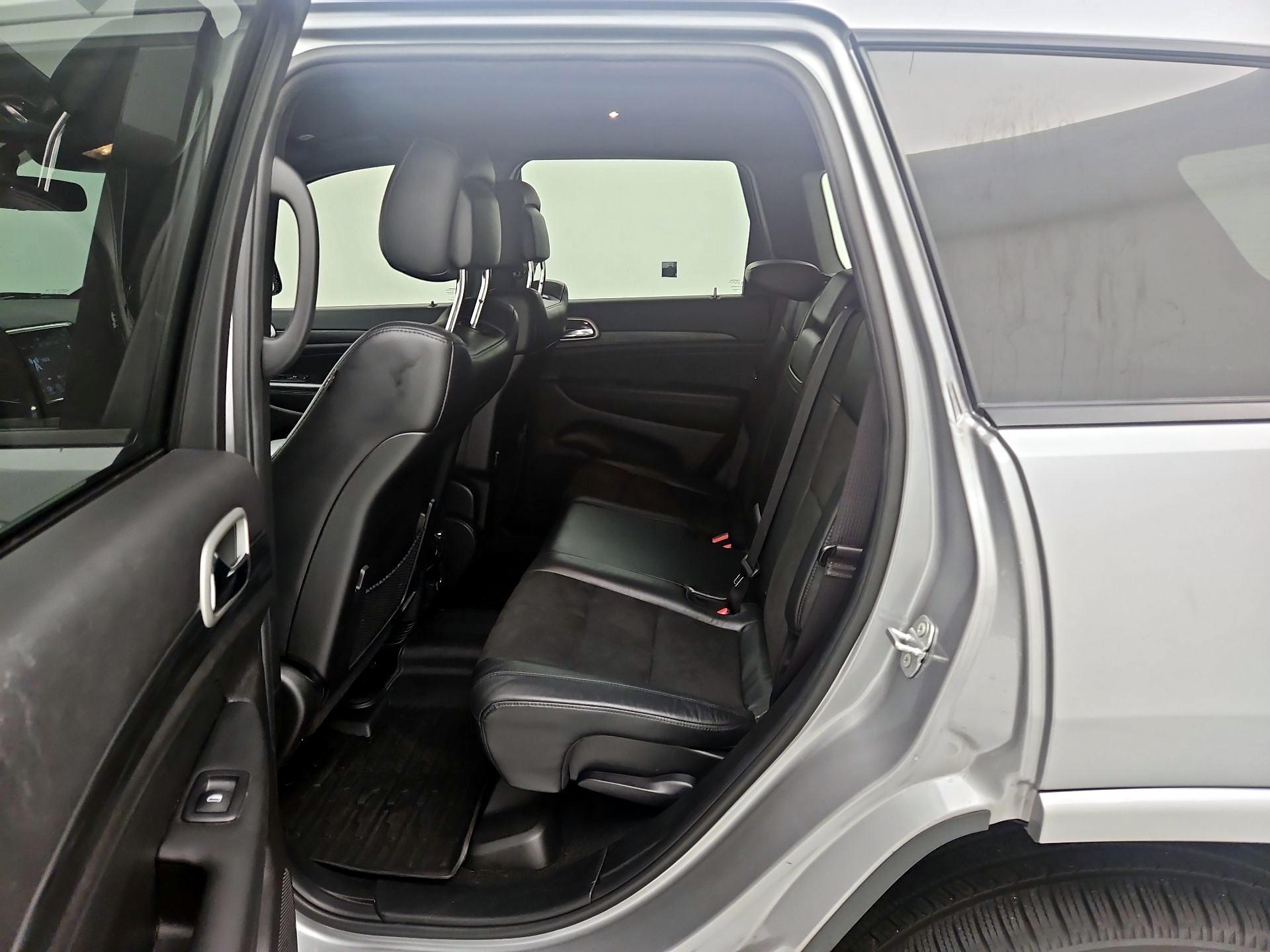 Thumbnail: 2021 Jeep Grand Cherokee - 19