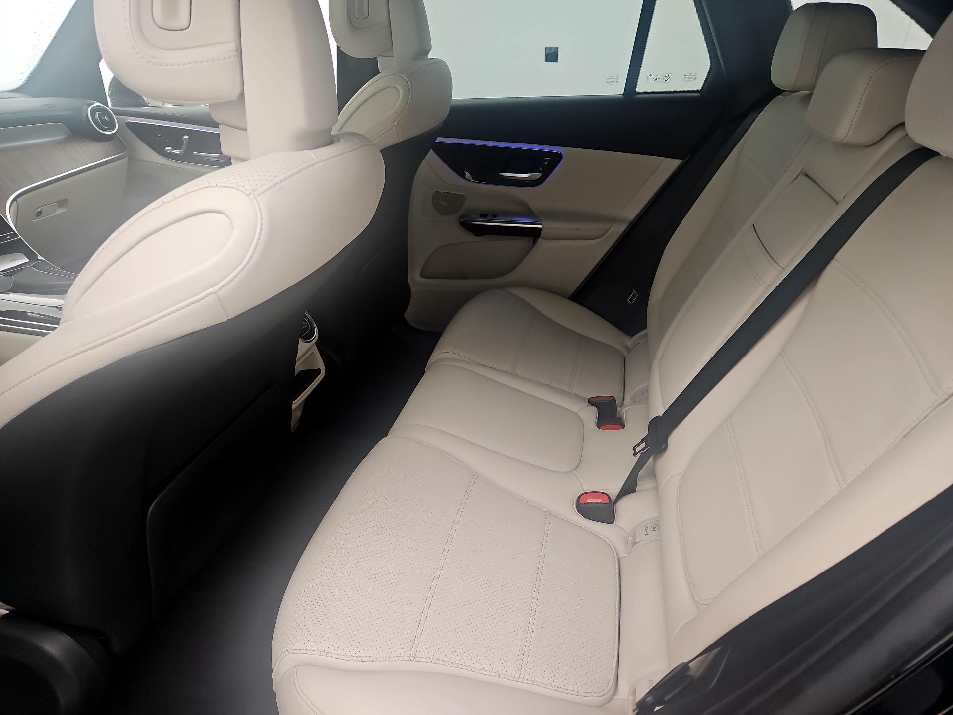 Thumbnail: 2024 Mercedes-Benz GLC - 20