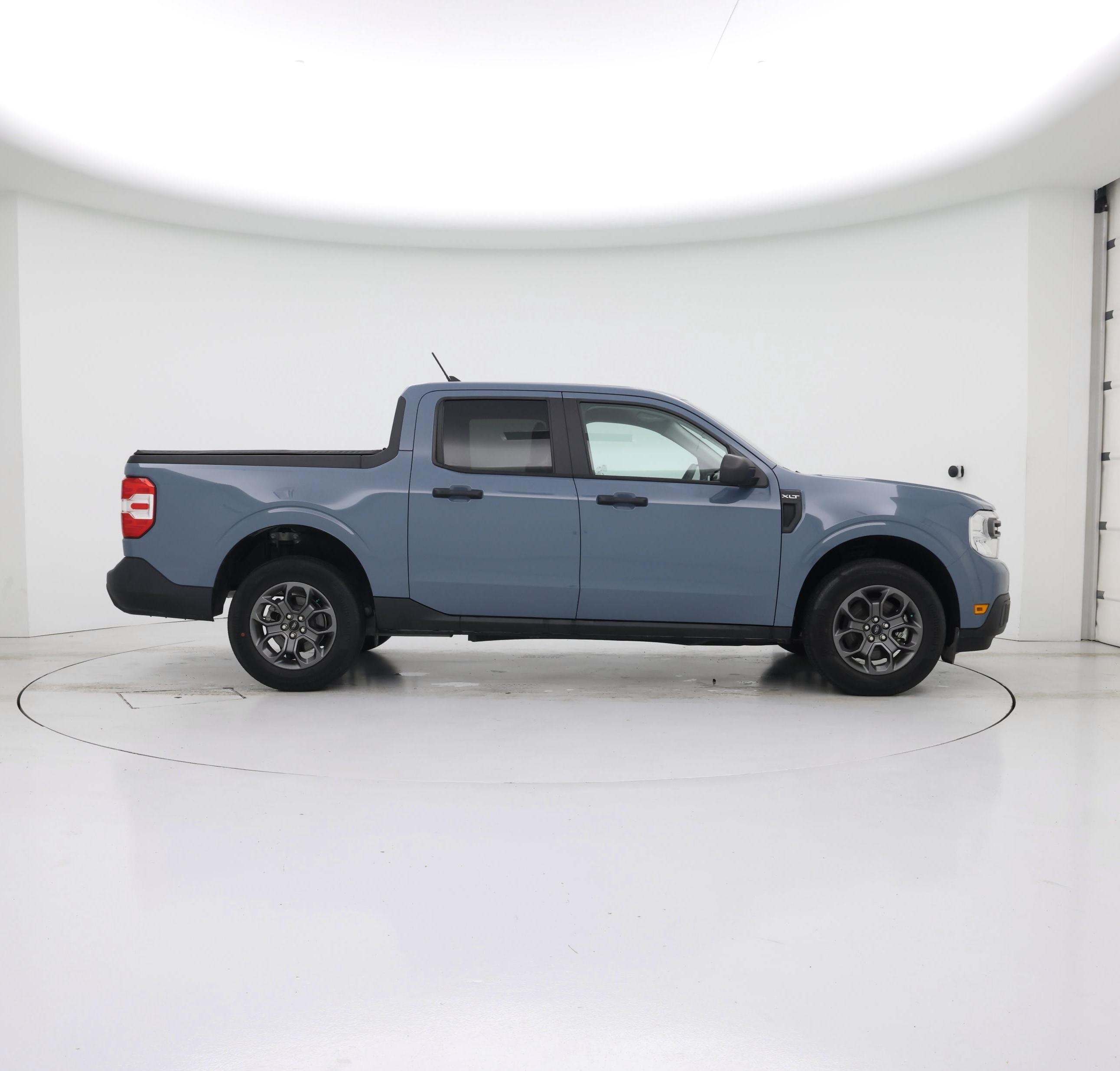 Thumbnail: 2022 Ford Maverick - 7