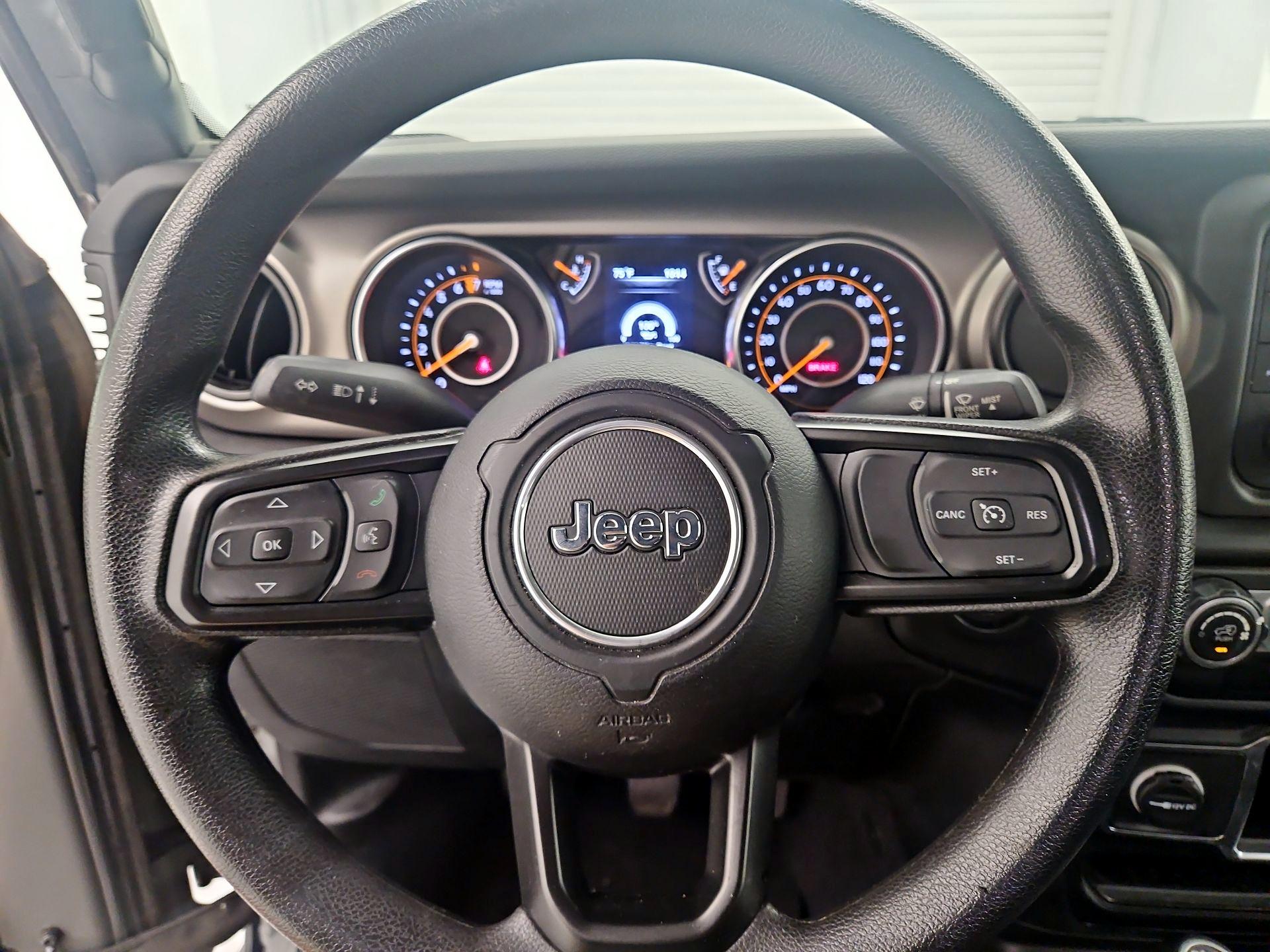Thumbnail: 2021 Jeep Wrangler - 10