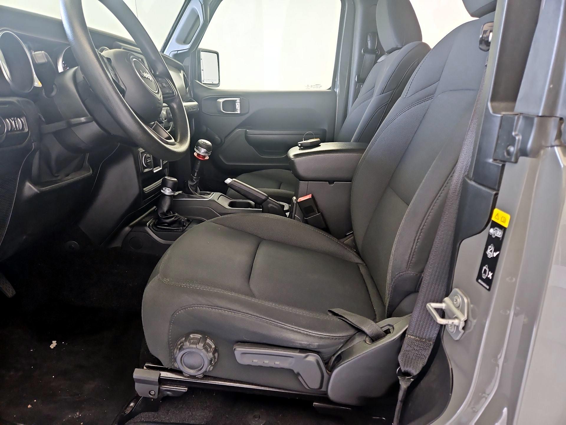 Thumbnail: 2021 Jeep Wrangler - 11