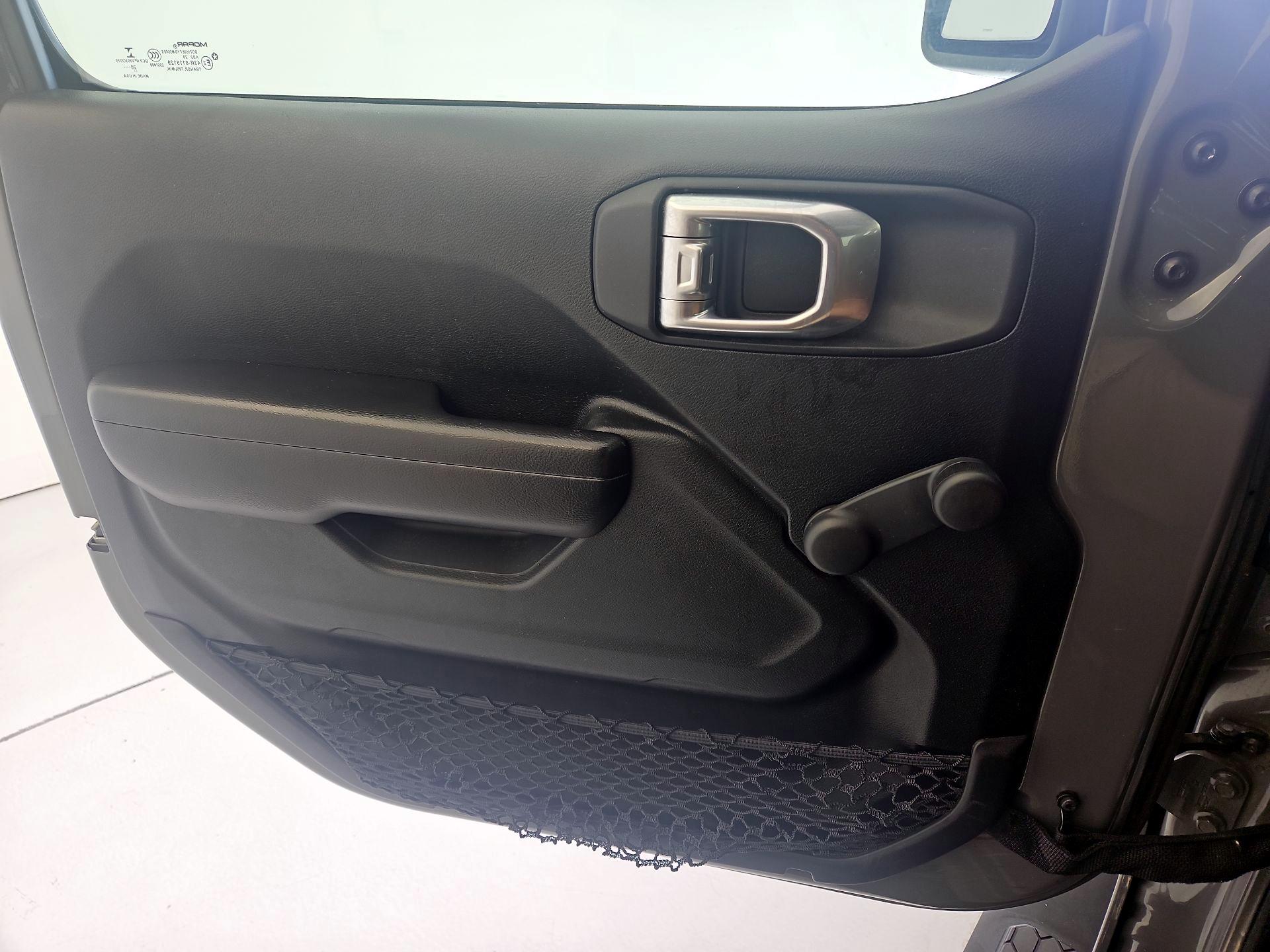 Thumbnail: 2021 Jeep Wrangler - 12
