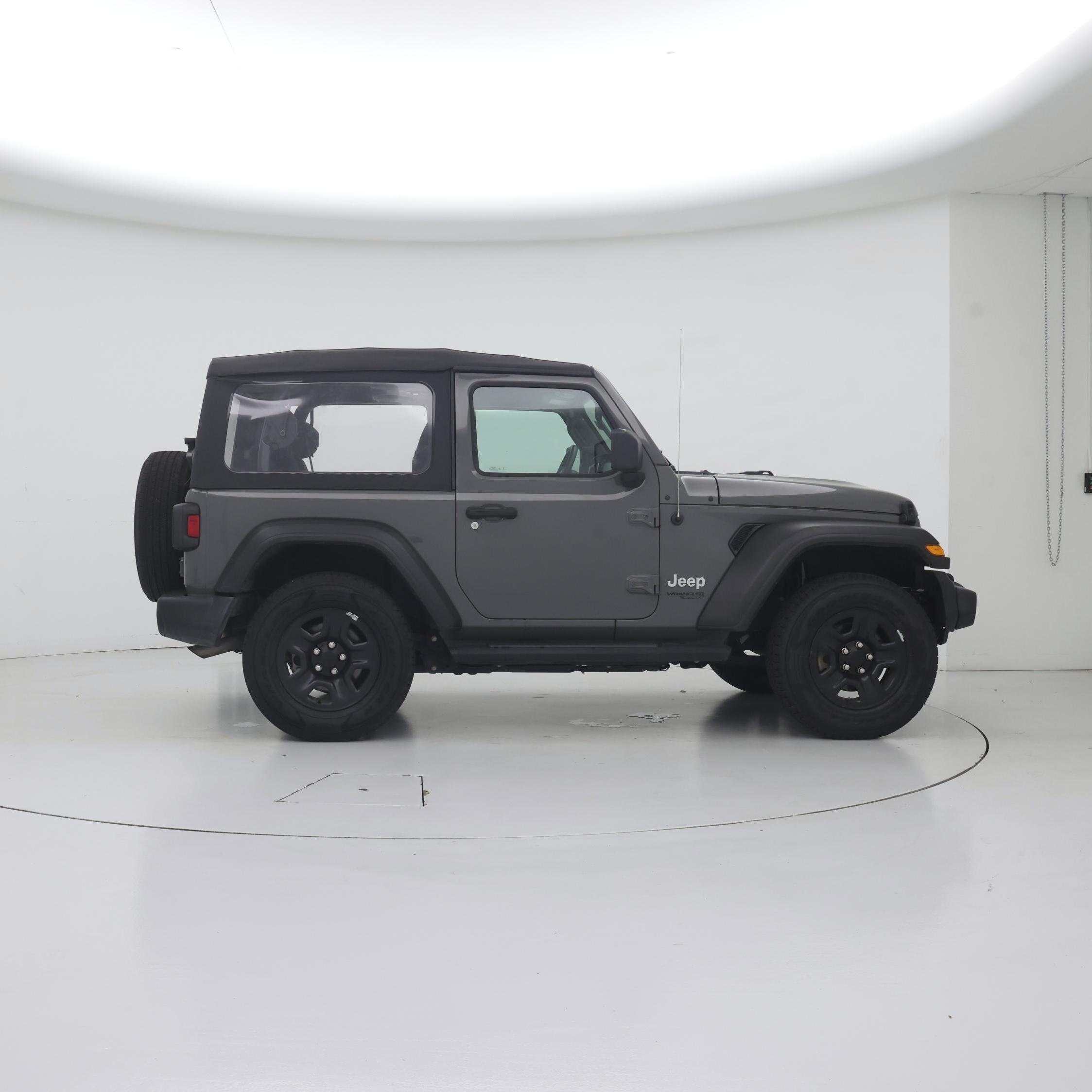 Thumbnail: 2021 Jeep Wrangler - 6