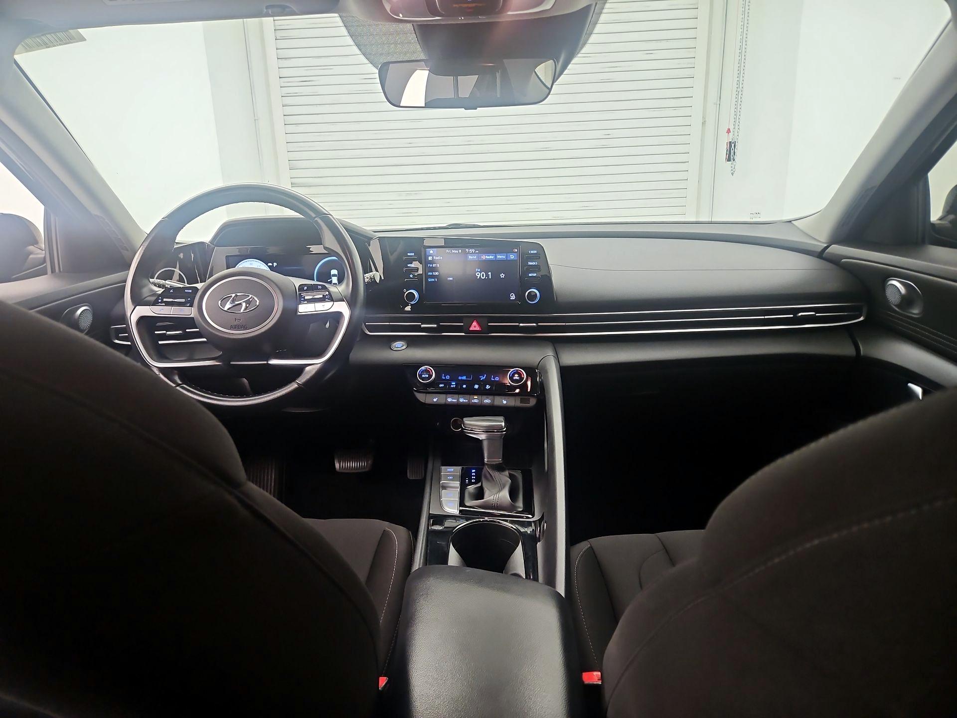 Thumbnail: 2021 Hyundai Elantra - 9
