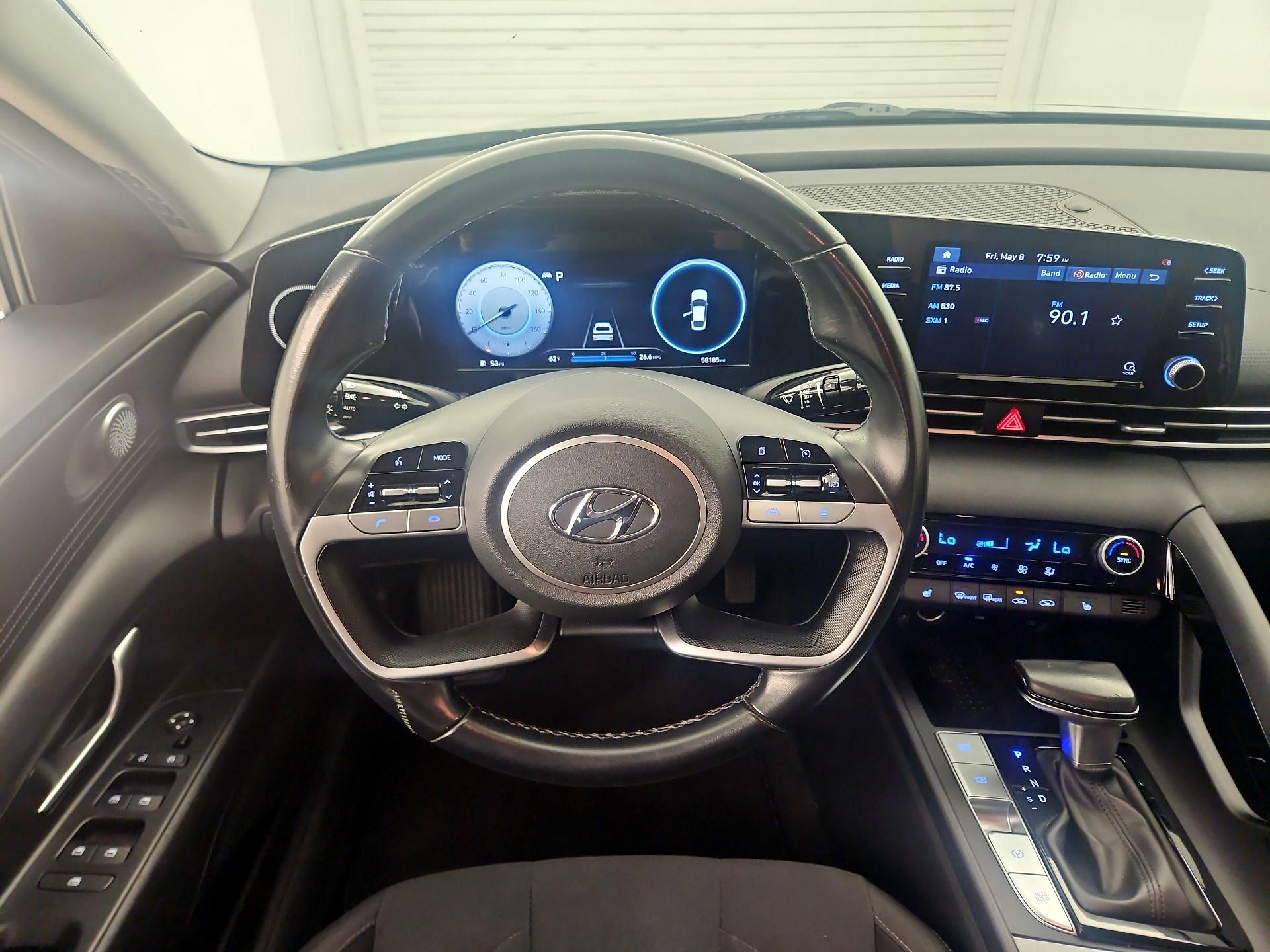 Thumbnail: 2021 Hyundai Elantra - 10