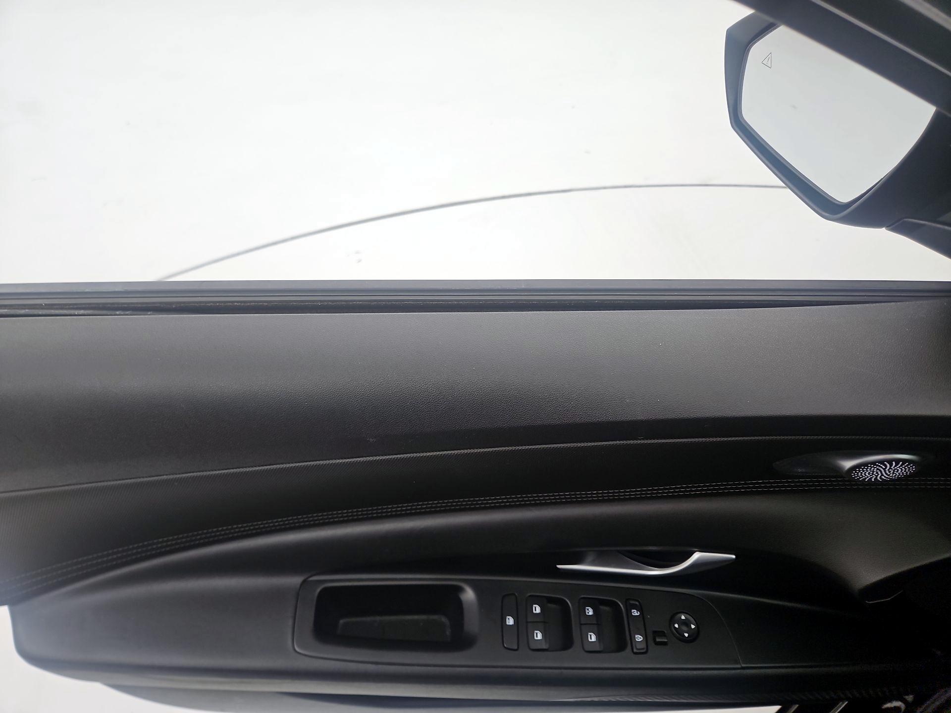 Thumbnail: 2021 Hyundai Elantra - 12