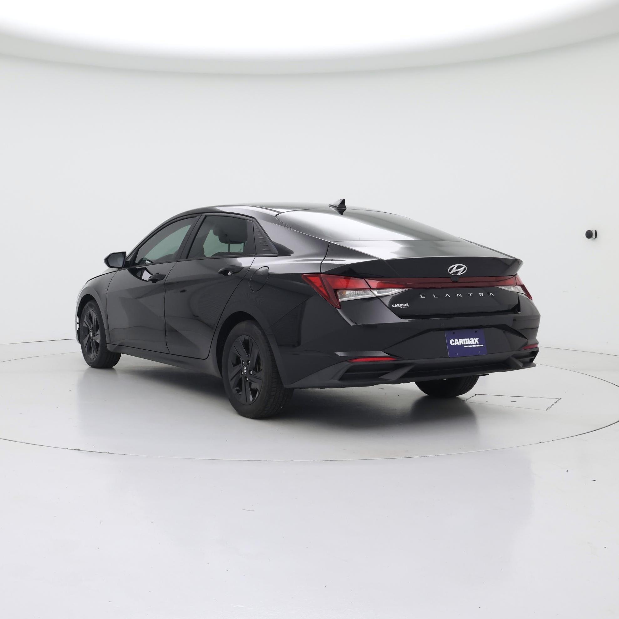 Thumbnail: 2021 Hyundai Elantra - 2