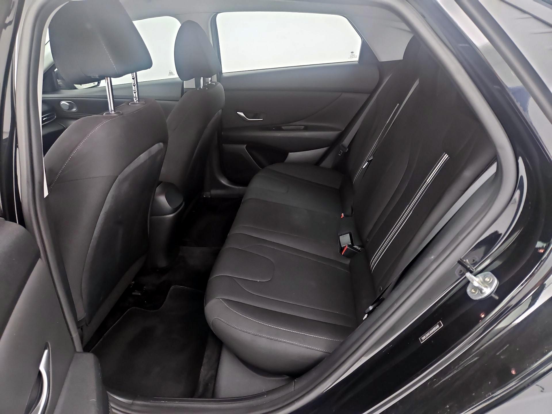 Thumbnail: 2021 Hyundai Elantra - 19