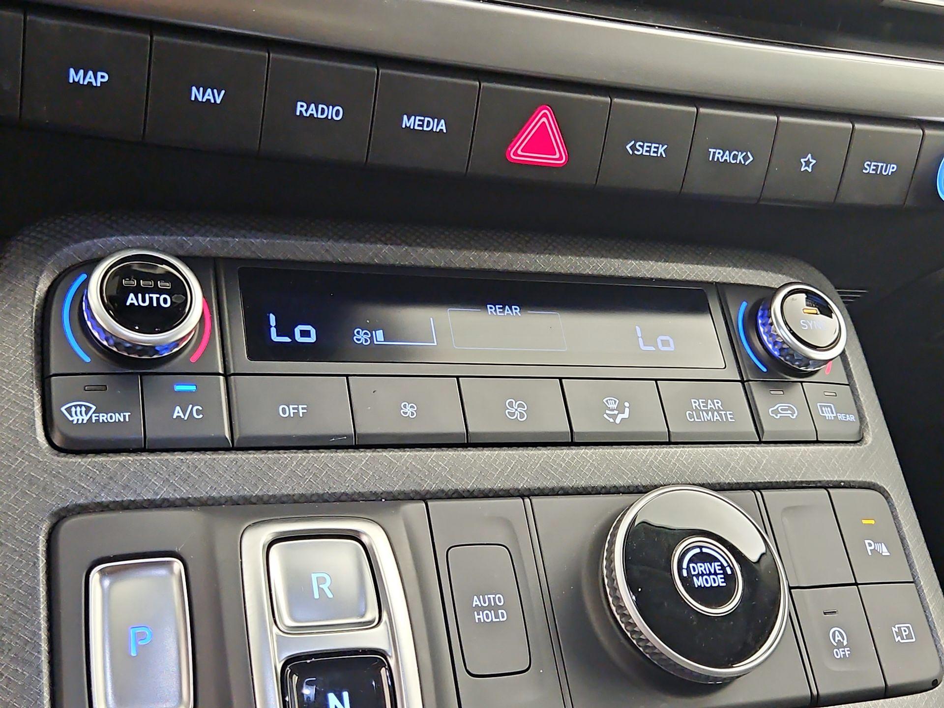 Thumbnail: 2023 Hyundai Palisade - 17