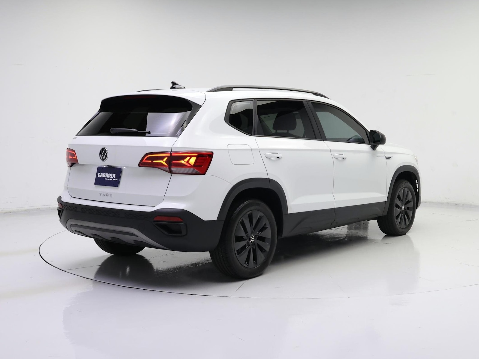 2024 Volkswagen Taos S - Photo 9