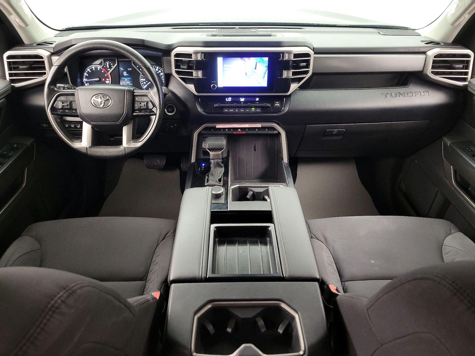 2024 Toyota Tundra SR5 - Photo 10