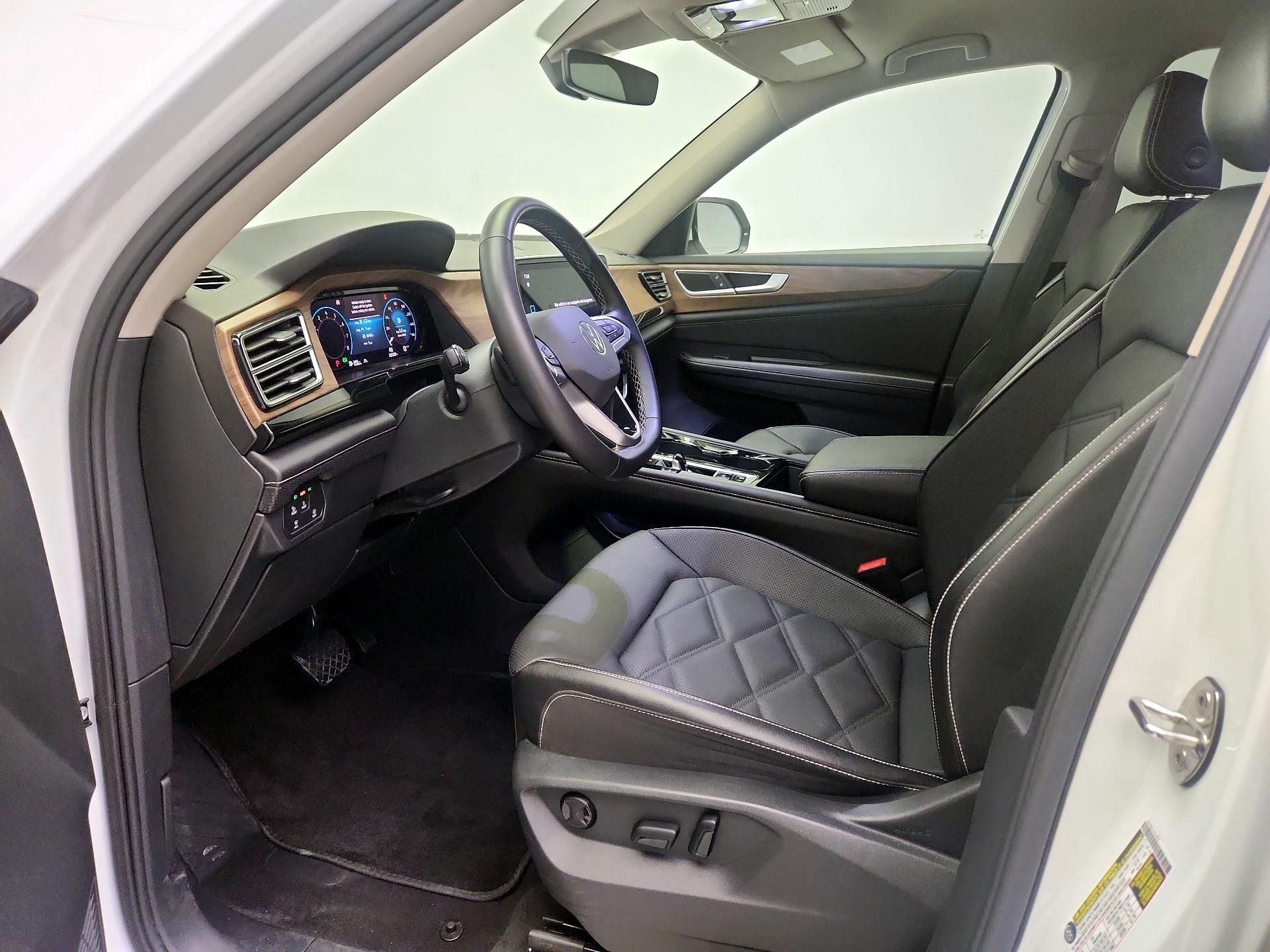 Thumbnail: 2025 Volkswagen Atlas - 11