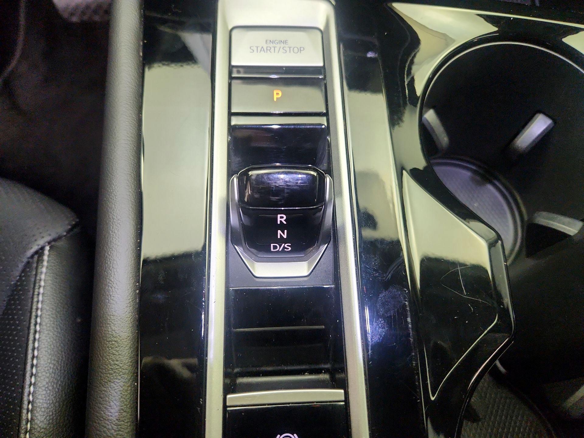 Thumbnail: 2025 Volkswagen Atlas - 18