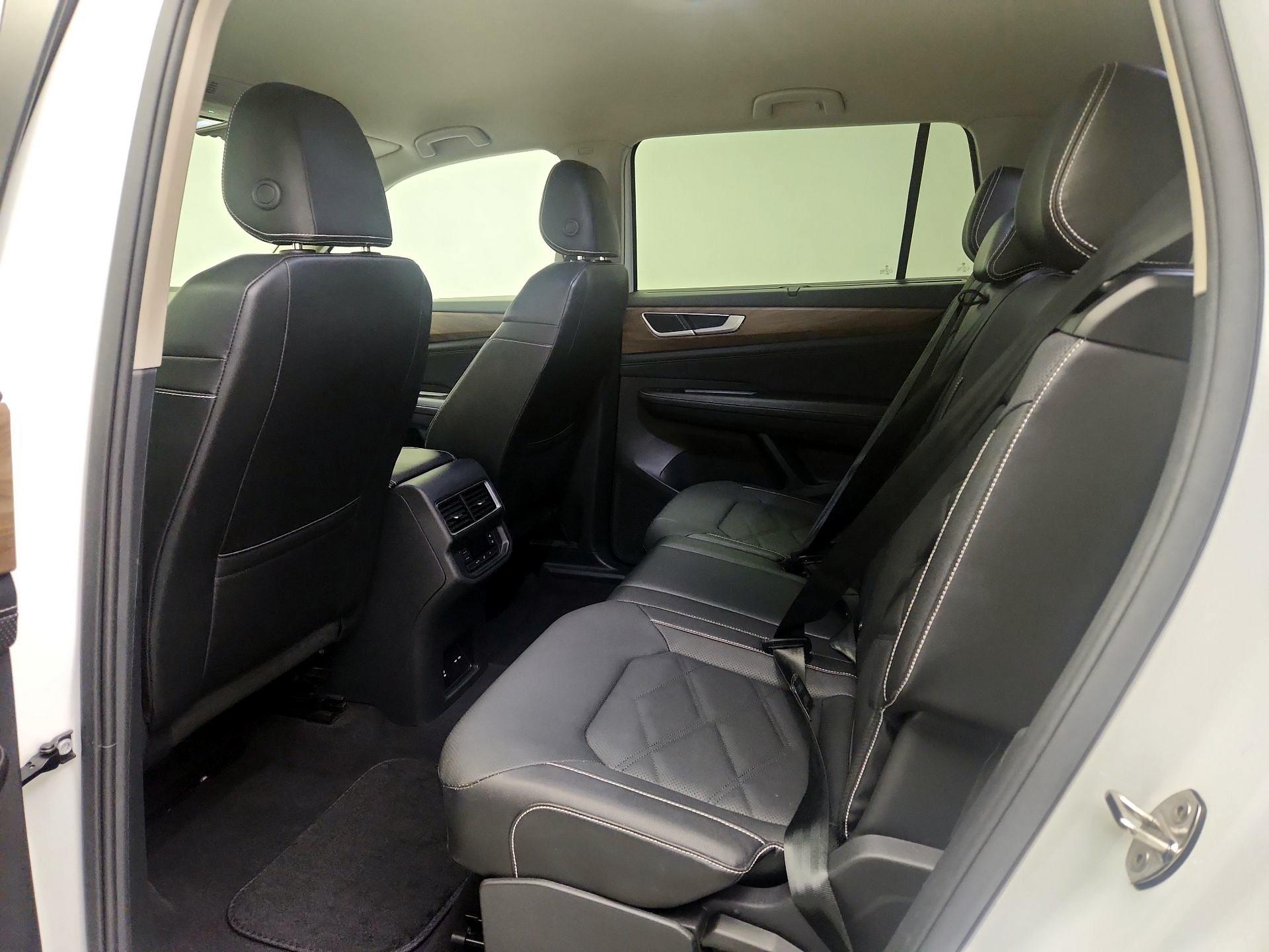 Thumbnail: 2025 Volkswagen Atlas - 20