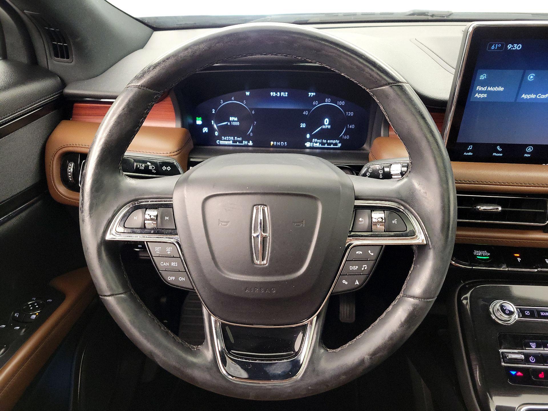 Thumbnail: 2023 Lincoln Nautilus - 10