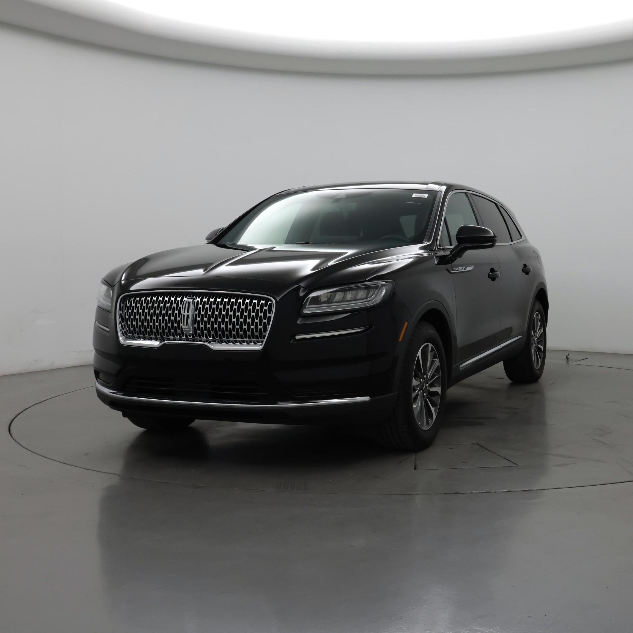 Thumbnail: 2023 Lincoln Nautilus - 4