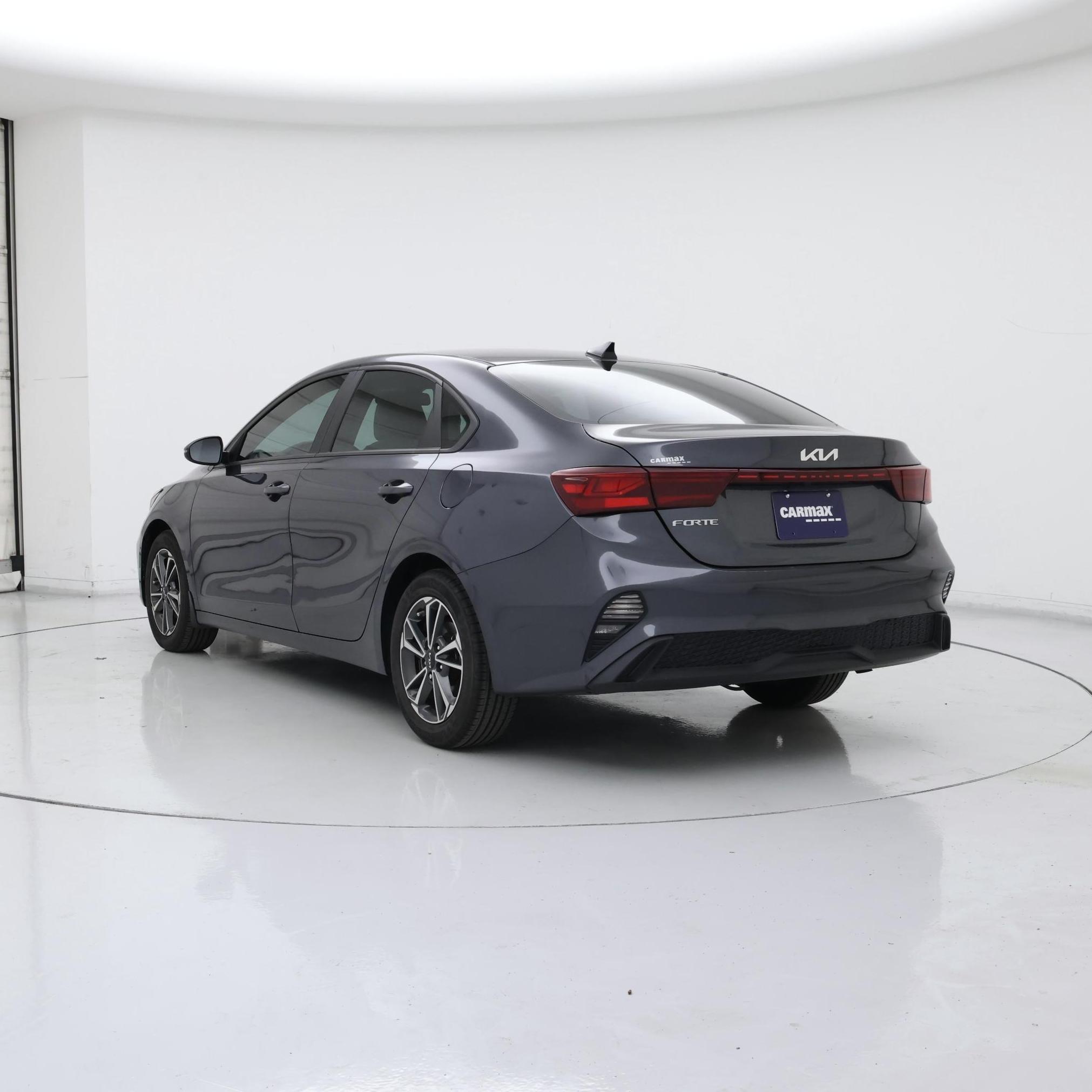 Thumbnail: 2023 Kia Forte - 2