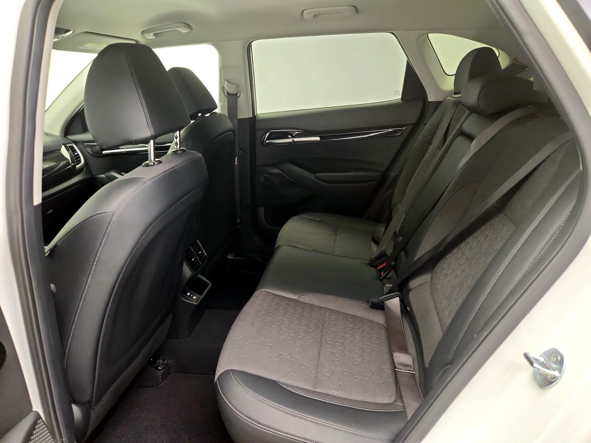 Thumbnail: 2025 Kia Seltos - 20